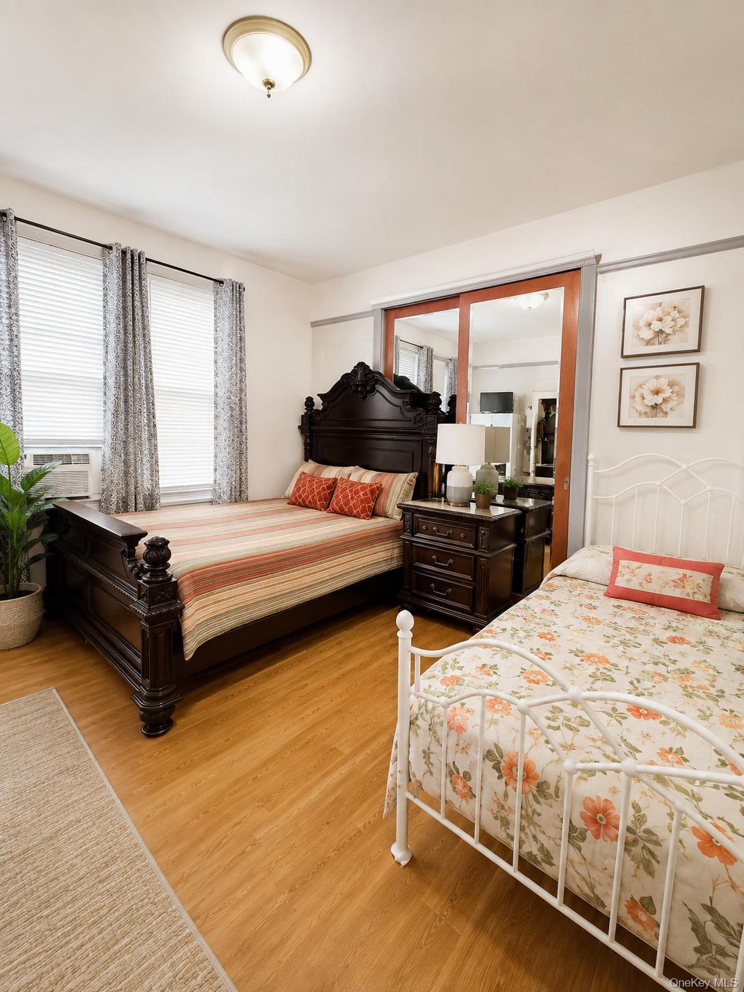 Single Family Elder Avenue  Bronx, NY 10472, MLS-1041272-10