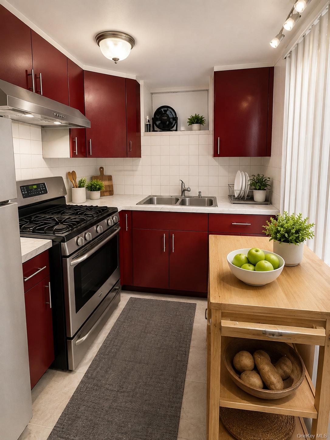 Single Family Elder Avenue  Bronx, NY 10472, MLS-1041272-14