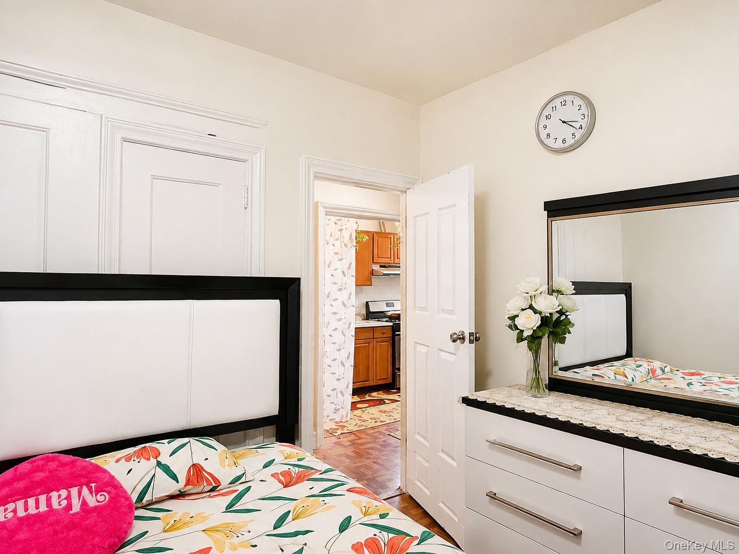 Single Family Elder Avenue  Bronx, NY 10472, MLS-1041272-5