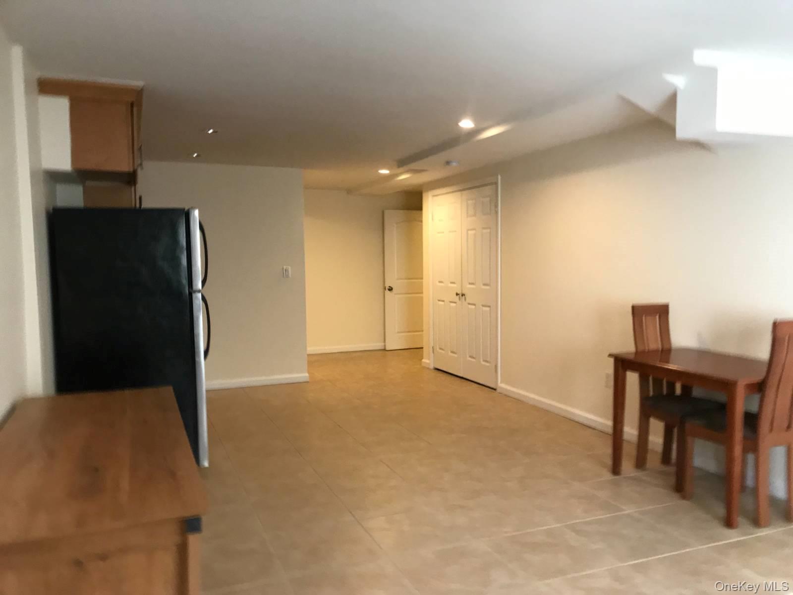 Single Family 82nd Street Queens, NY 11385, MLS-1041276-10