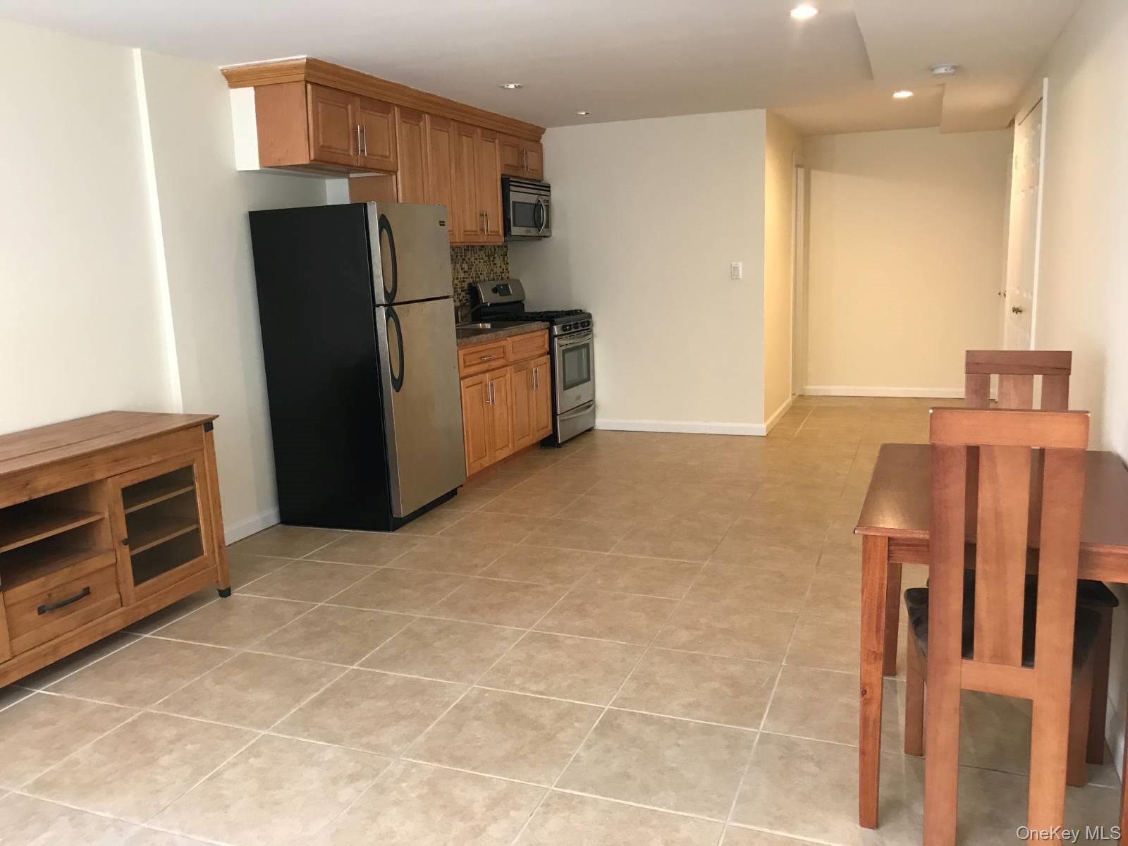 Single Family 82nd Street Queens, NY 11385, MLS-1041276-11