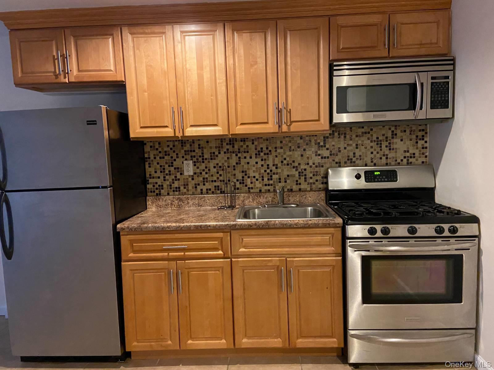 Single Family 82nd Street Queens, NY 11385, MLS-1041276-7