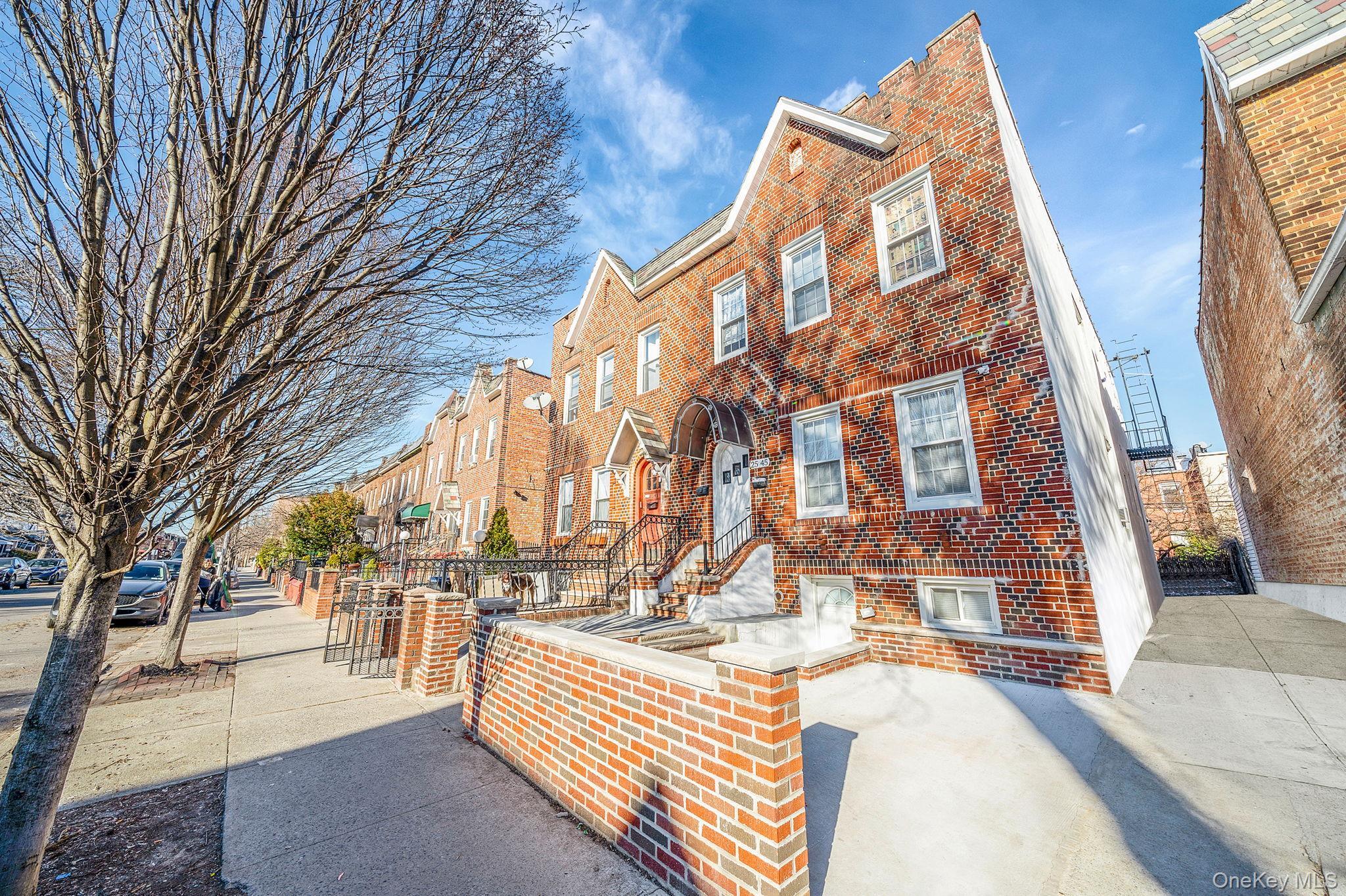 Single Family 98th Street  Queens, NY 11369, MLS-1041277-2