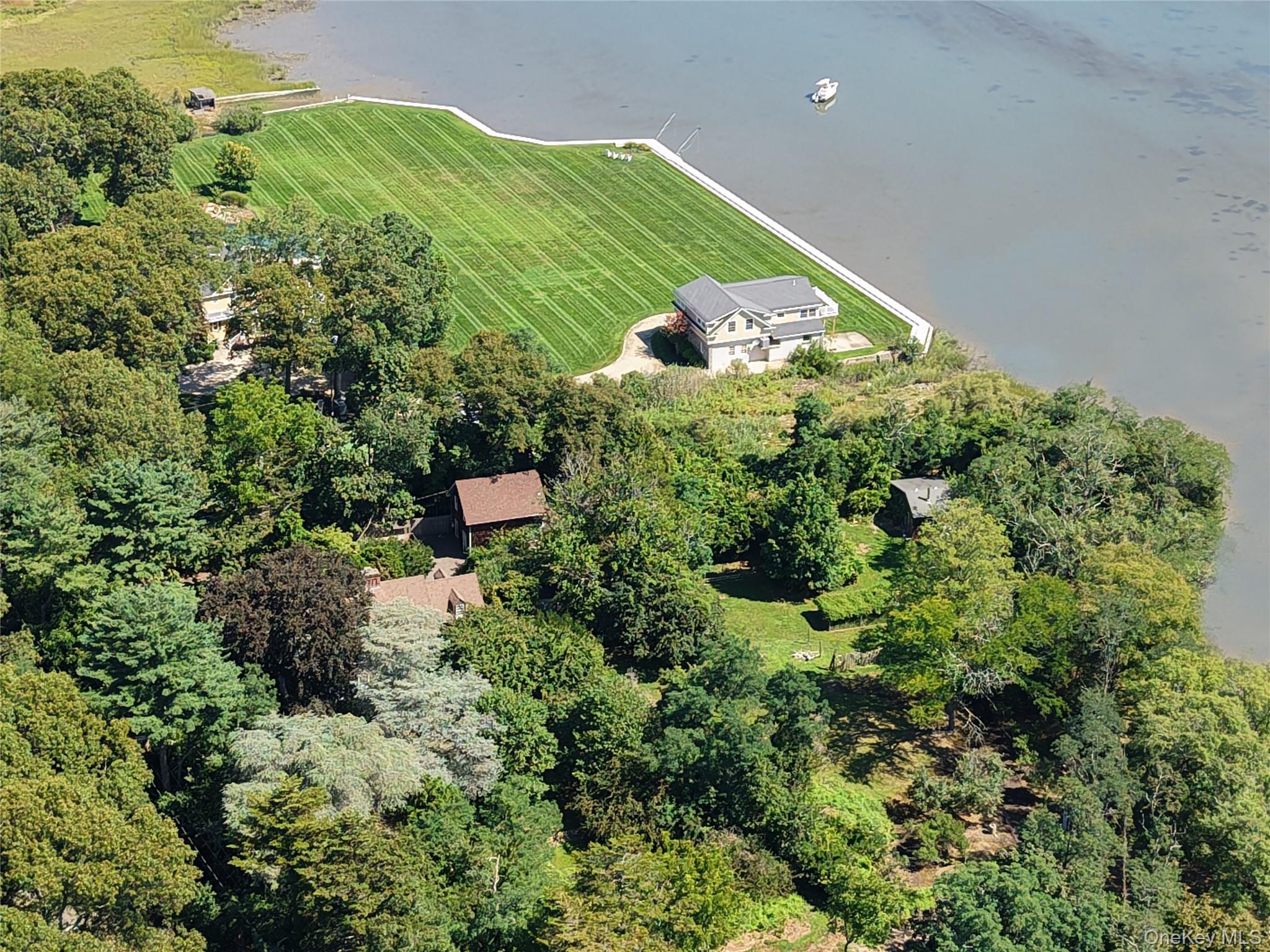 Single Family Old Field Road  Suffolk County, NY 11733, MLS-1041284-10