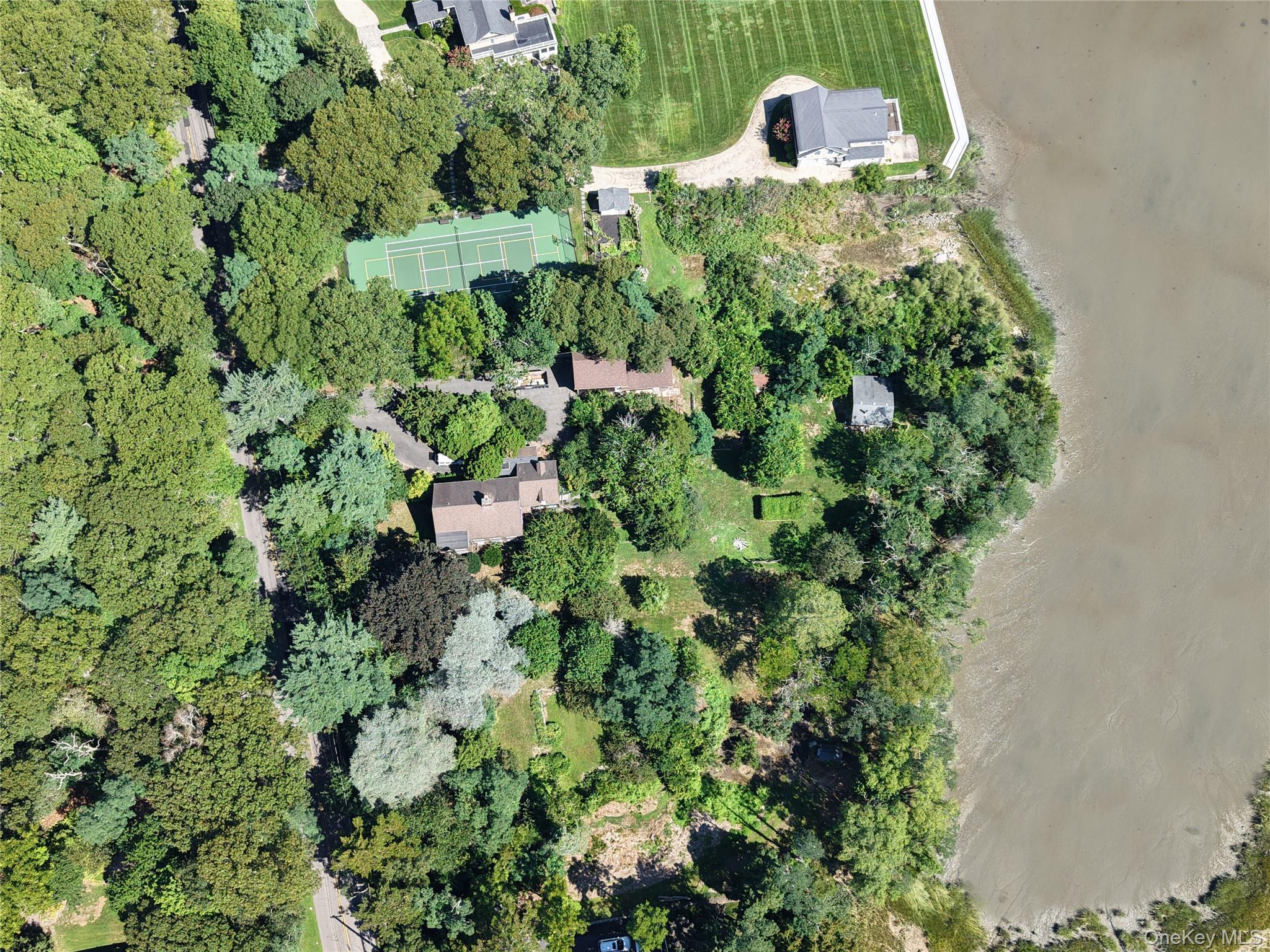 Single Family Old Field Road  Suffolk County, NY 11733, MLS-1041284-11