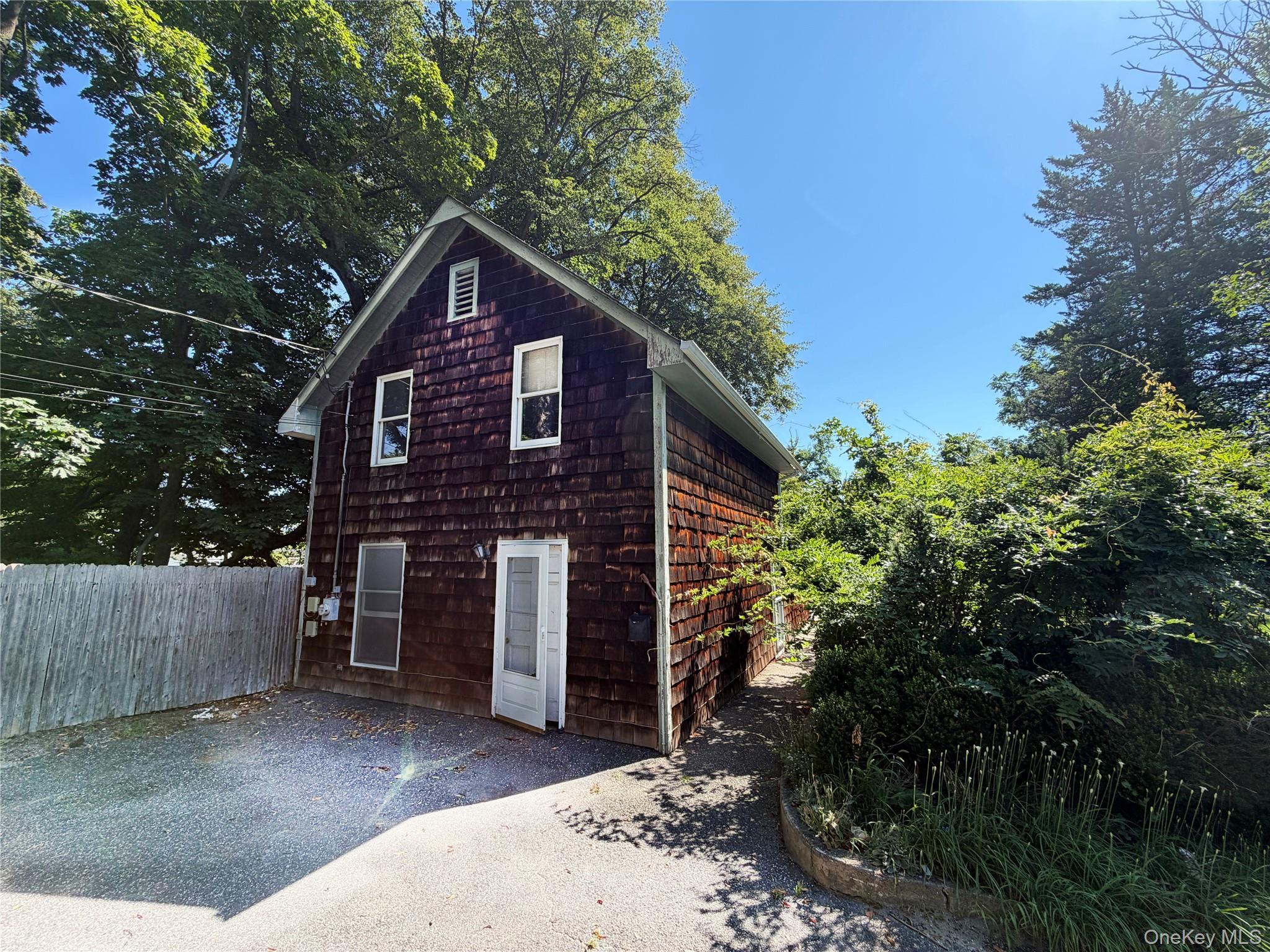 Single Family Old Field Road  Suffolk County, NY 11733, MLS-1041284-5