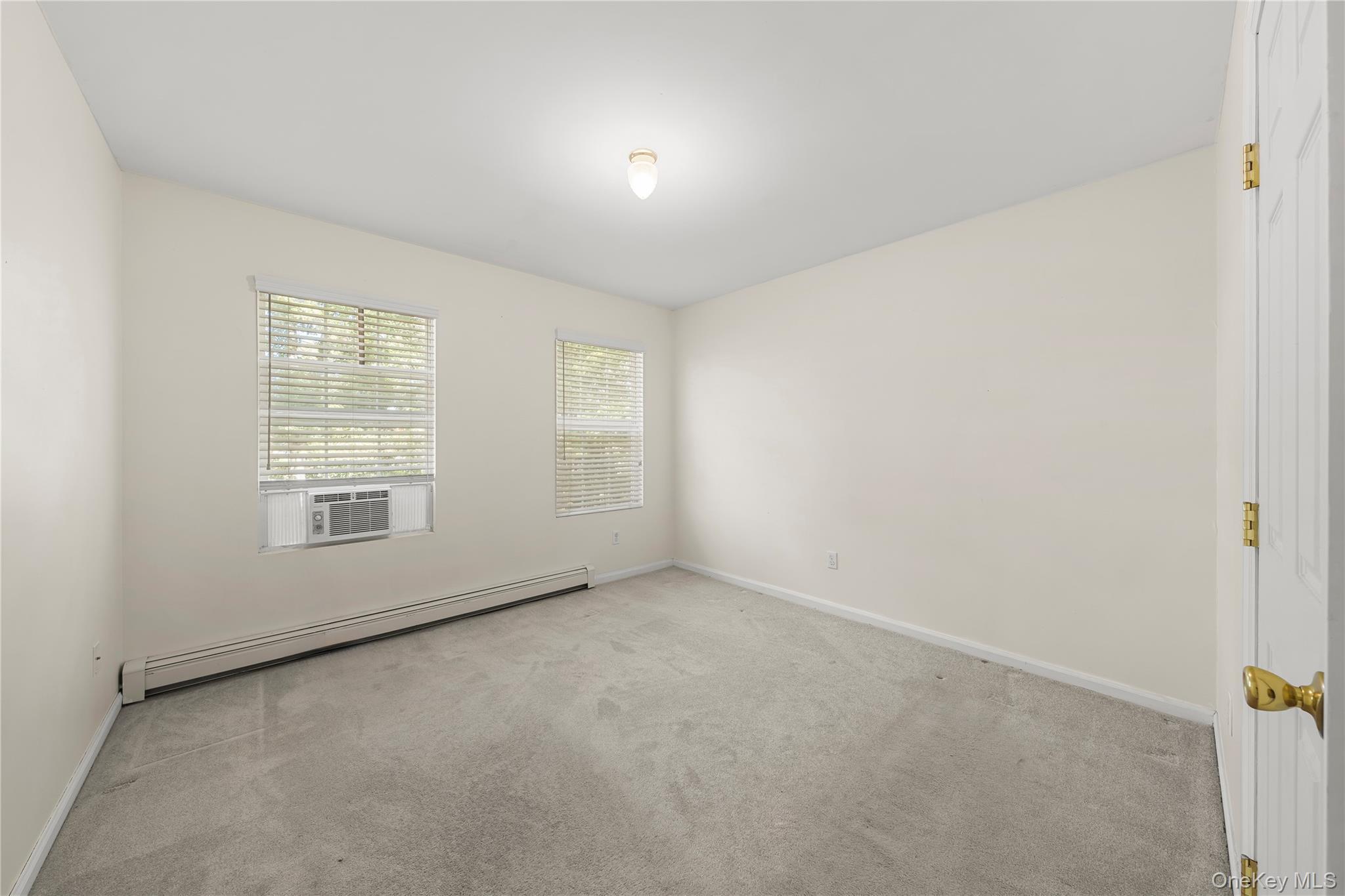 Single Family Dawn Drive  Suffolk County, NY 11967, MLS-1041291-26