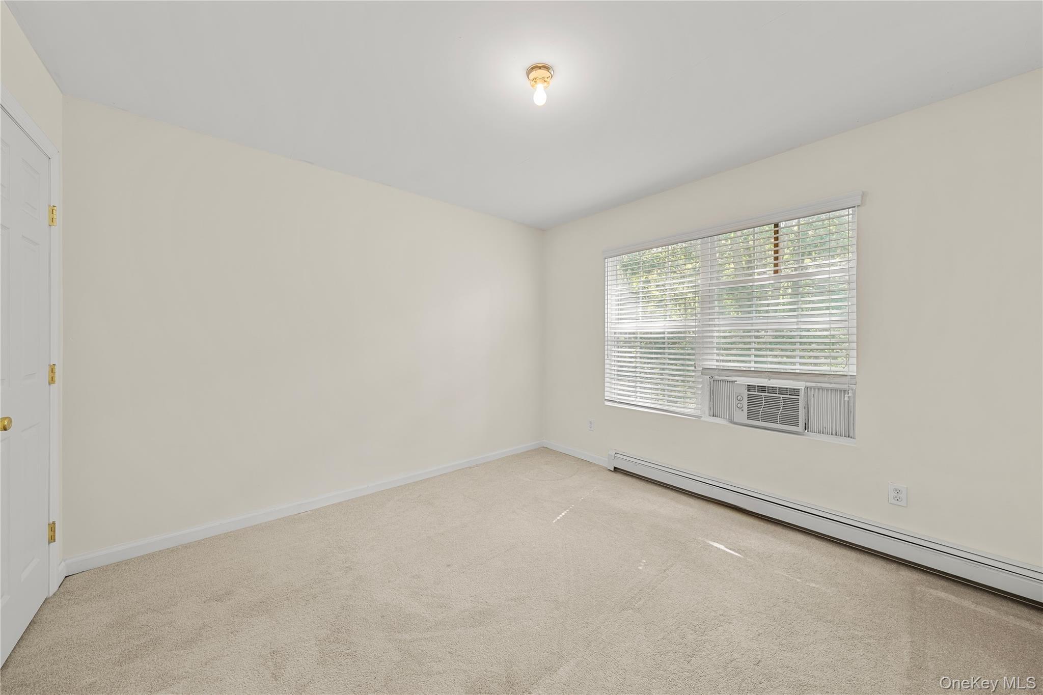 Single Family Dawn Drive  Suffolk County, NY 11967, MLS-1041291-27