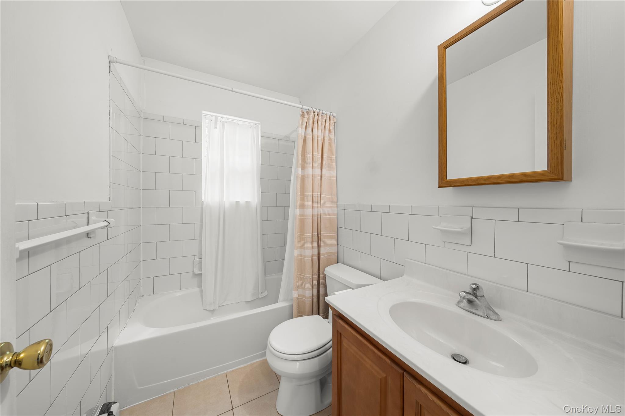 Single Family Dawn Drive  Suffolk County, NY 11967, MLS-1041291-28