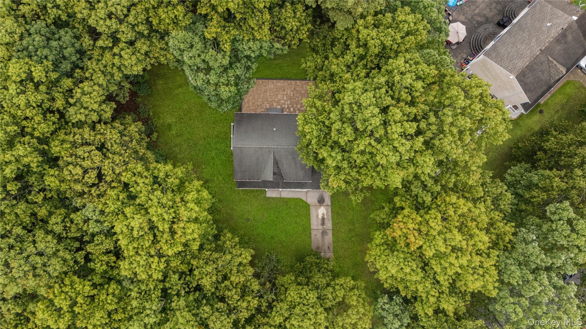 Single Family Dawn Drive  Suffolk County, NY 11967, MLS-1041291-3