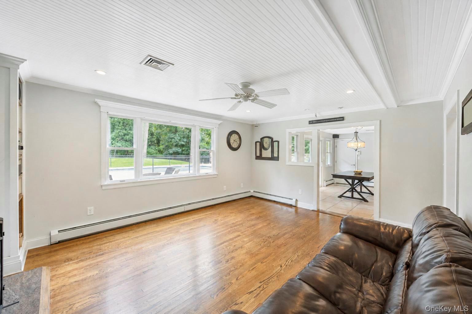 Single Family Echo Avenue Suffolk County, NY 11764, MLS-1041292-16