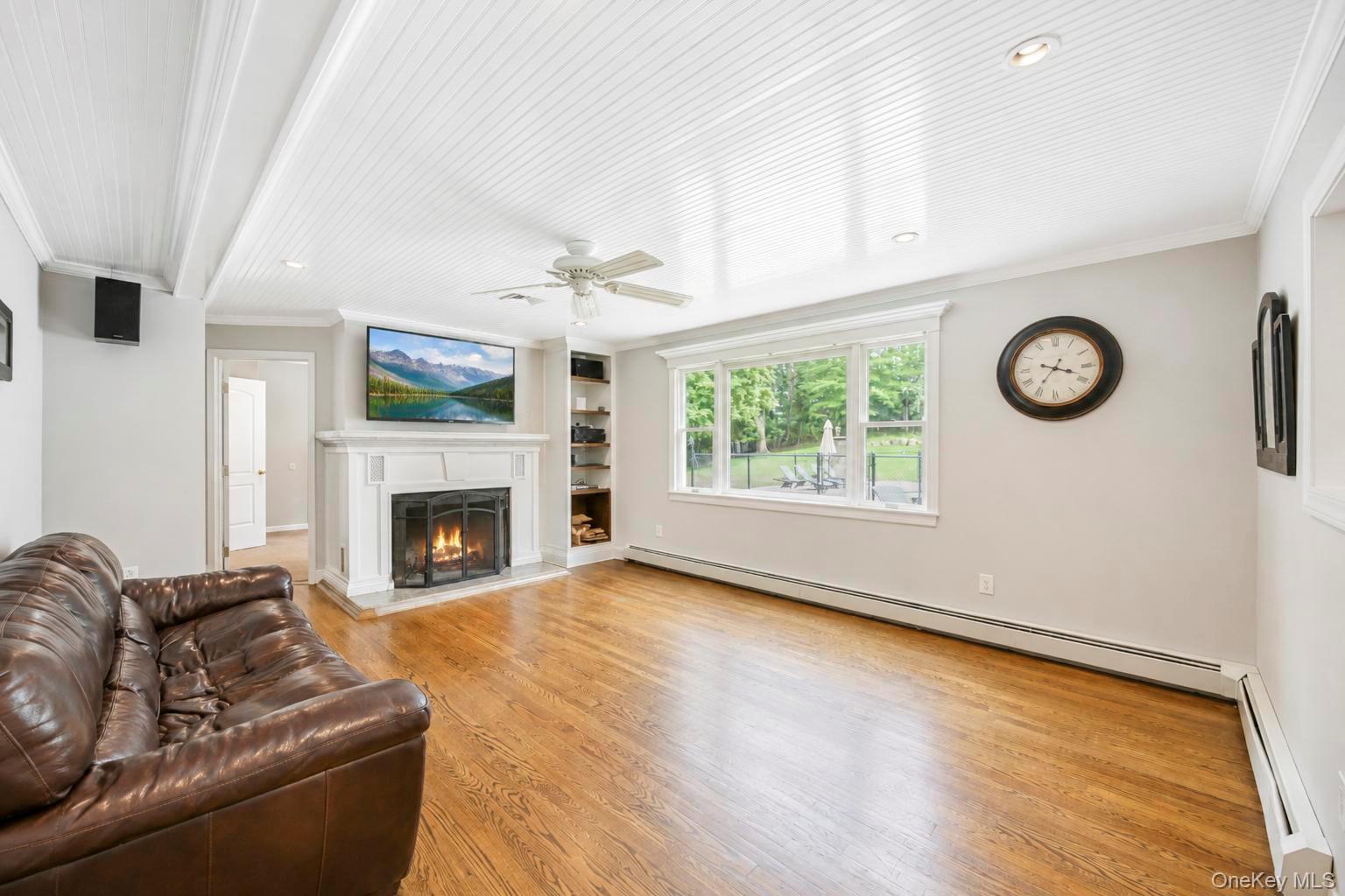 Single Family Echo Avenue Suffolk County, NY 11764, MLS-1041292-17