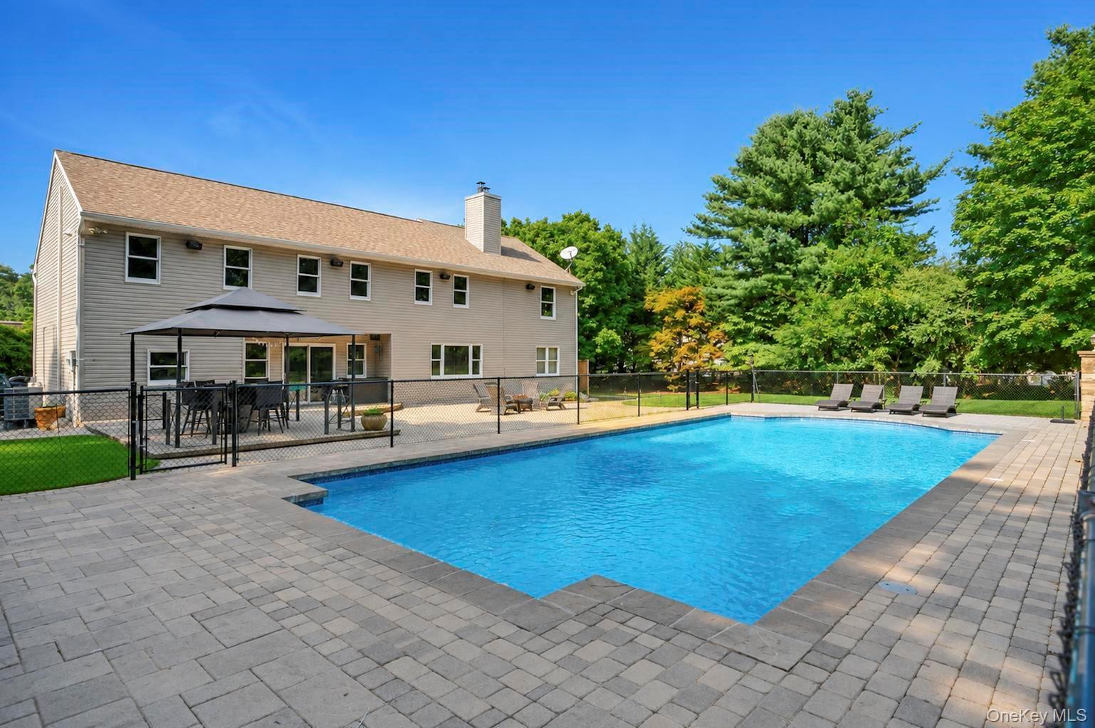 Single Family Echo Avenue Suffolk County, NY 11764, MLS-1041292-41