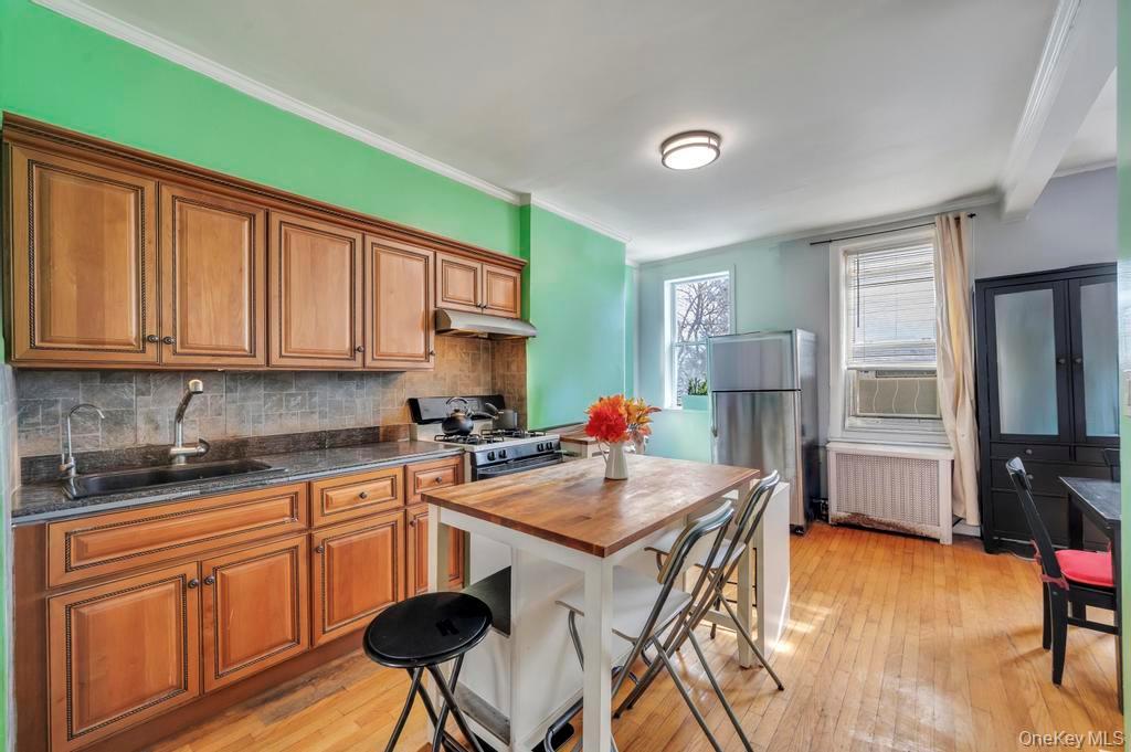 Single Family Eliot Avenue  Queens, NY 11379, MLS-1041311-14