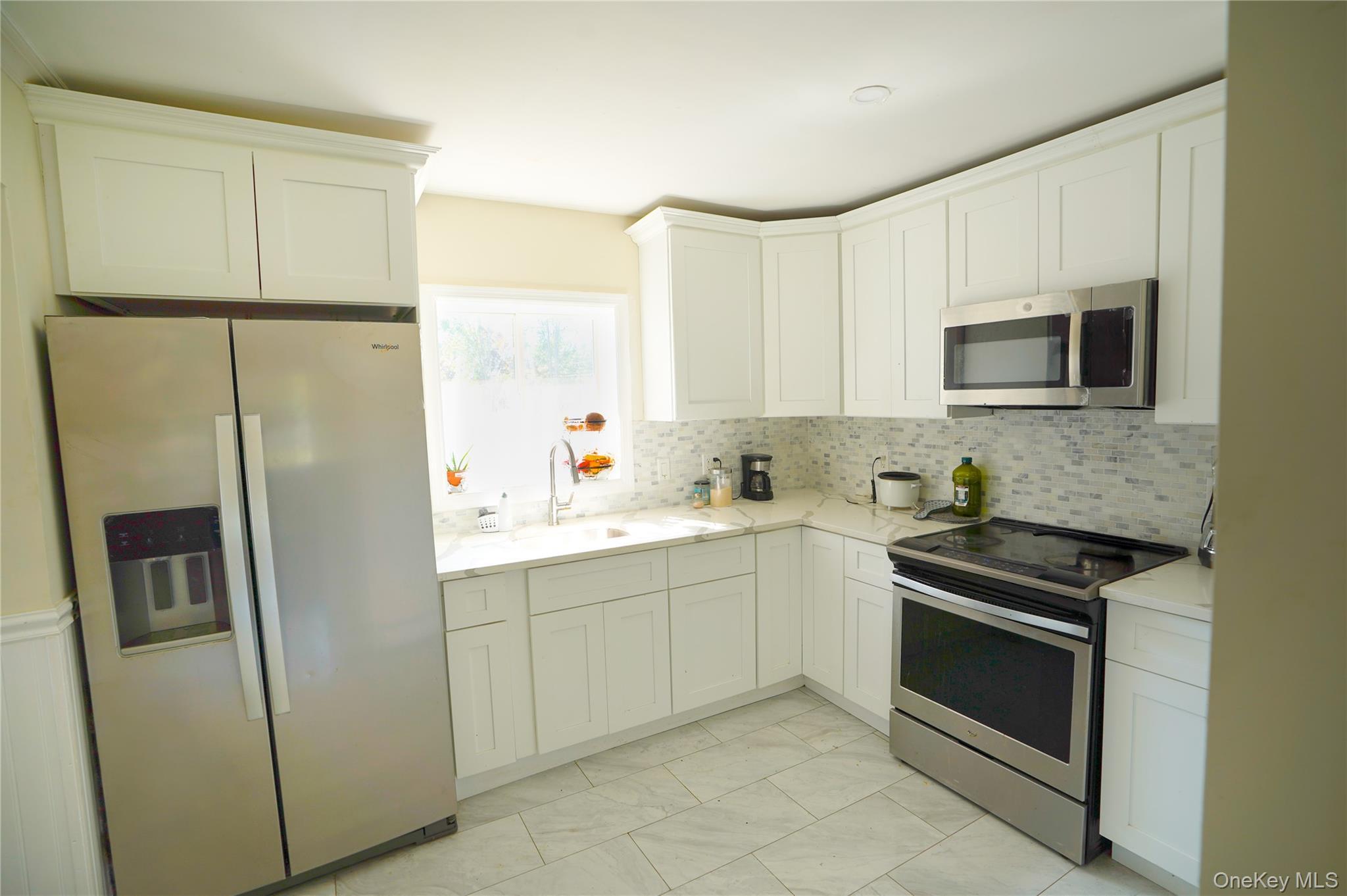 Single Family Udall Road  Suffolk County, NY 11706, MLS-1041321-13