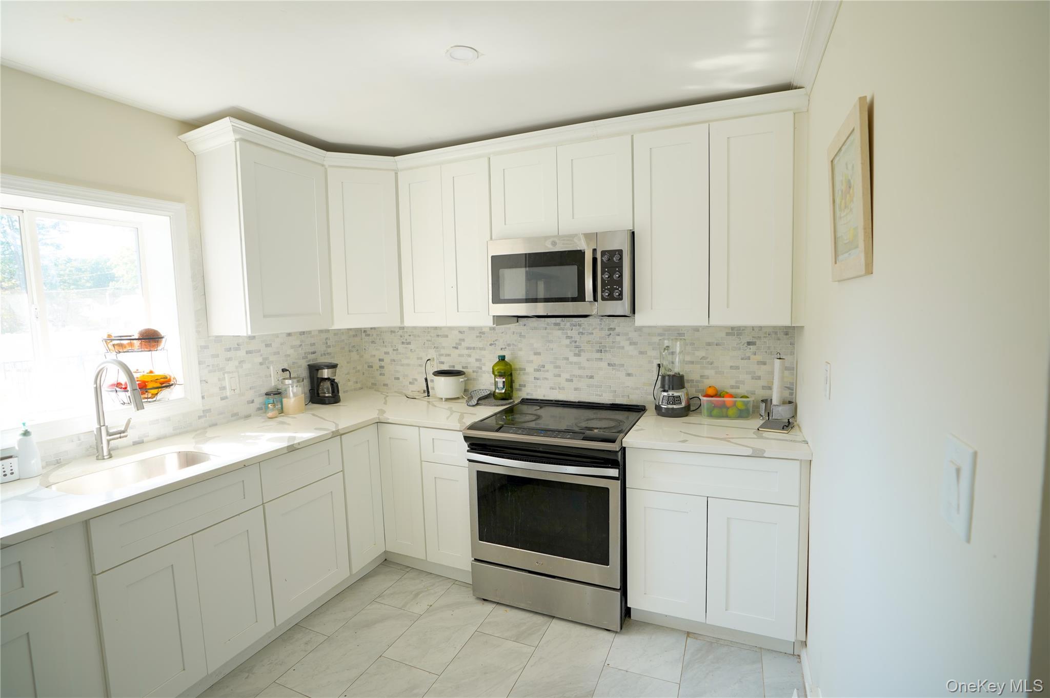Single Family Udall Road  Suffolk County, NY 11706, MLS-1041321-14