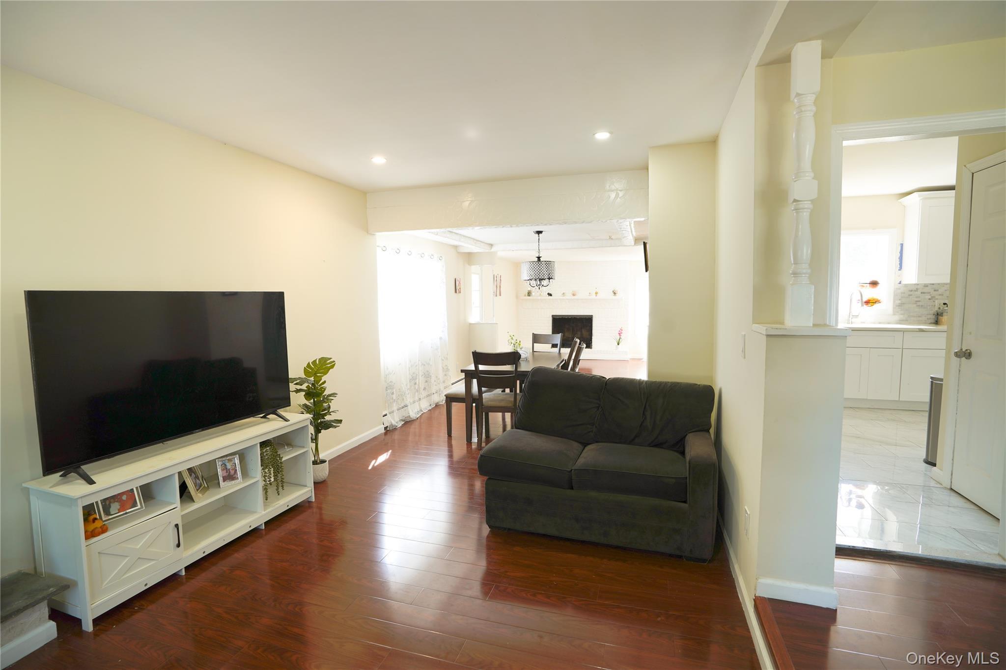 Single Family Udall Road  Suffolk County, NY 11706, MLS-1041321-9