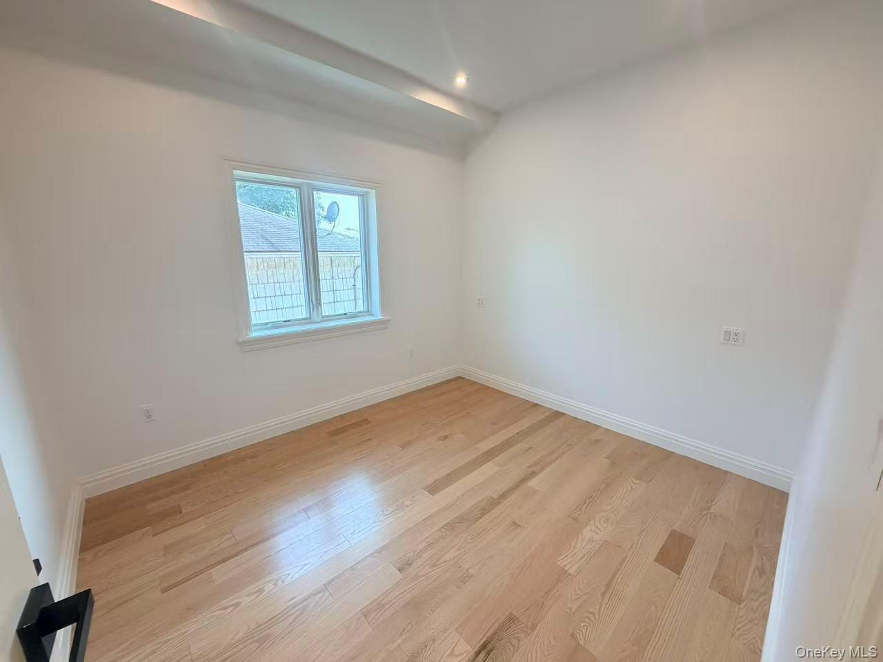 Single Family 166th Street Queens, NY 11365, MLS-1041326-5