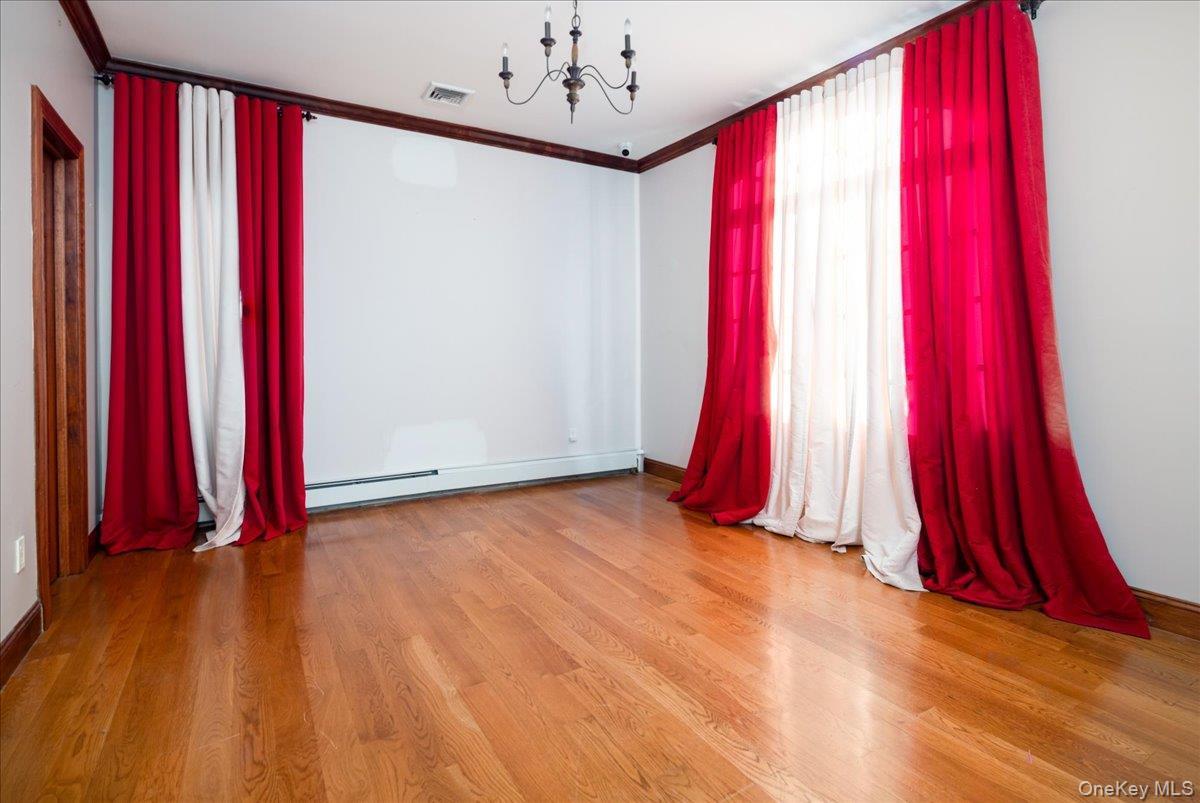 Single Family Judith Drive Nassau County, NY 11710, MLS-1041329-18