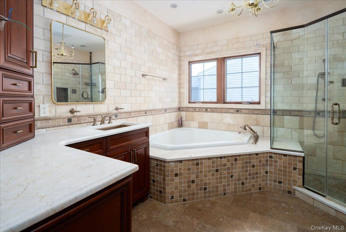 Single Family Judith Drive Nassau County, NY 11710, MLS-1041329-20