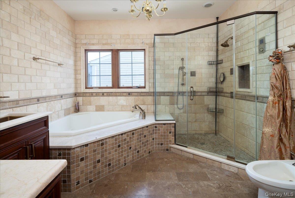 Single Family Judith Drive Nassau County, NY 11710, MLS-1041329-21