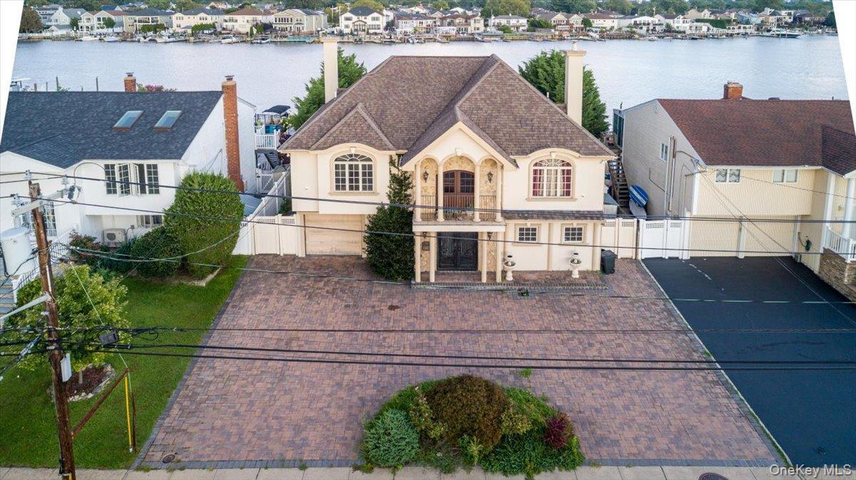 Single Family Judith Drive Nassau County, NY 11710, MLS-1041329-34