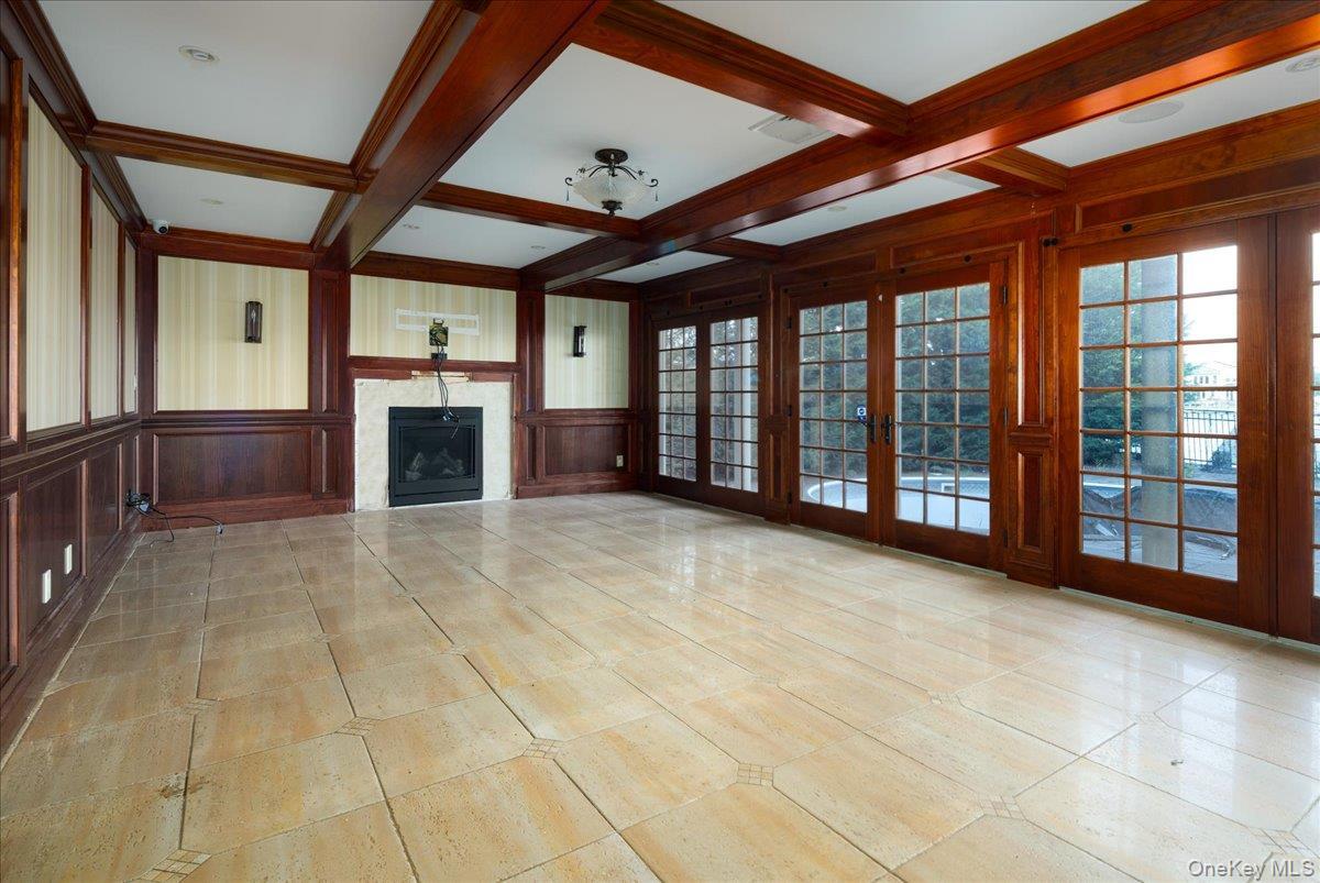 Single Family Judith Drive Nassau County, NY 11710, MLS-1041329-7