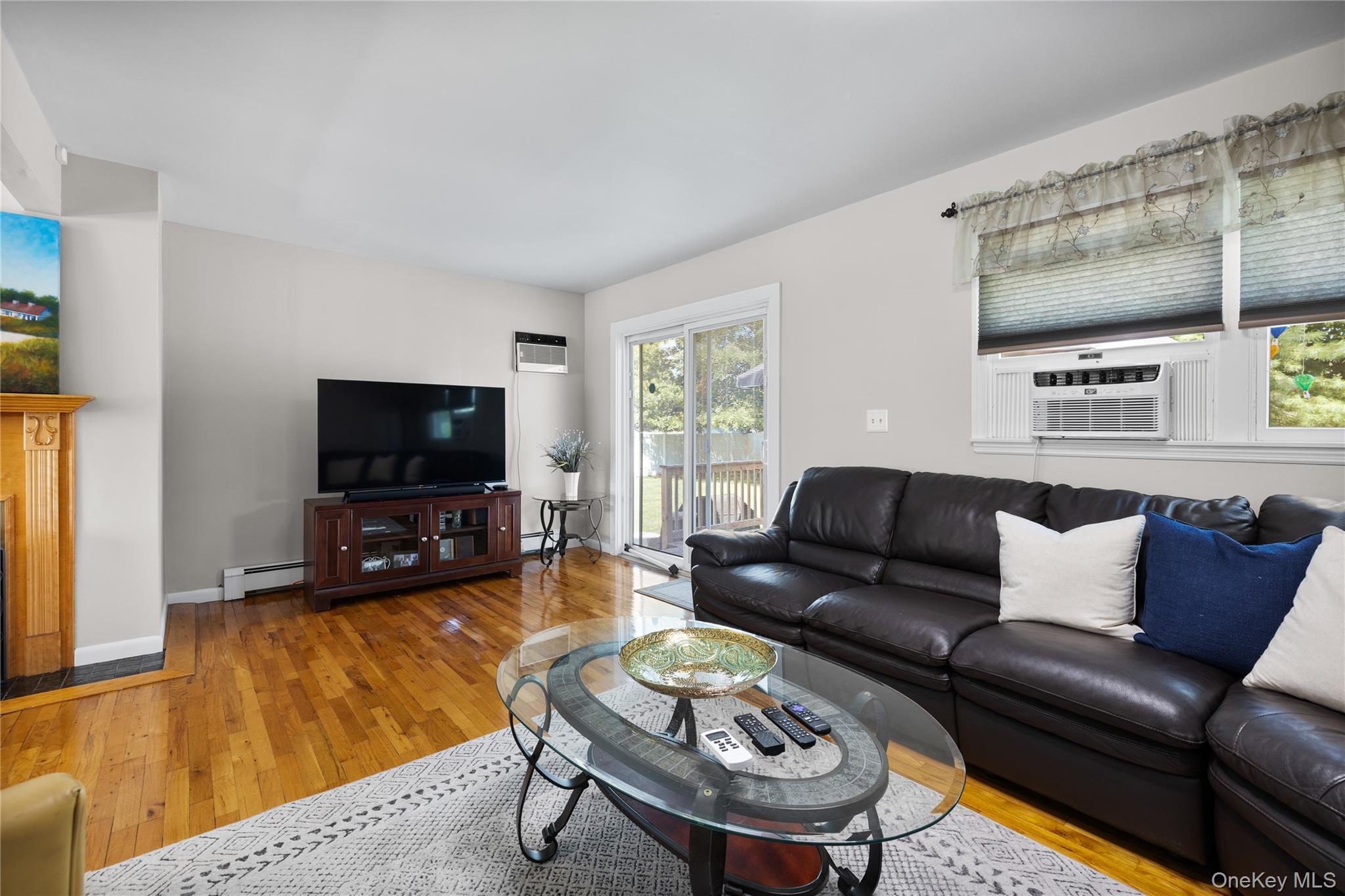Single Family Westwood Drive  Suffolk County, NY 11703, MLS-1041339-11