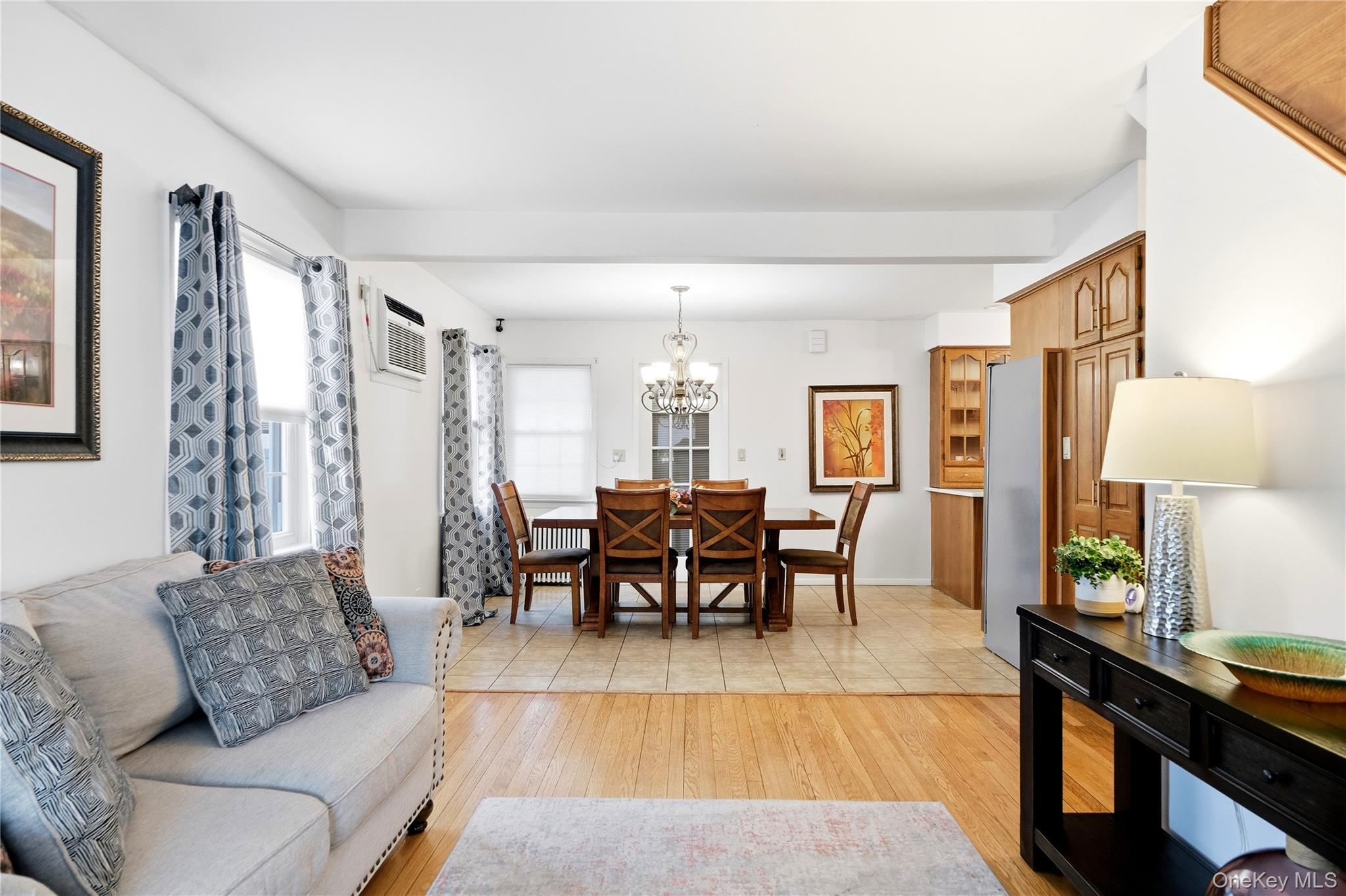 Single Family Stuart Road Nassau County, NY 11581, MLS-1041342-10