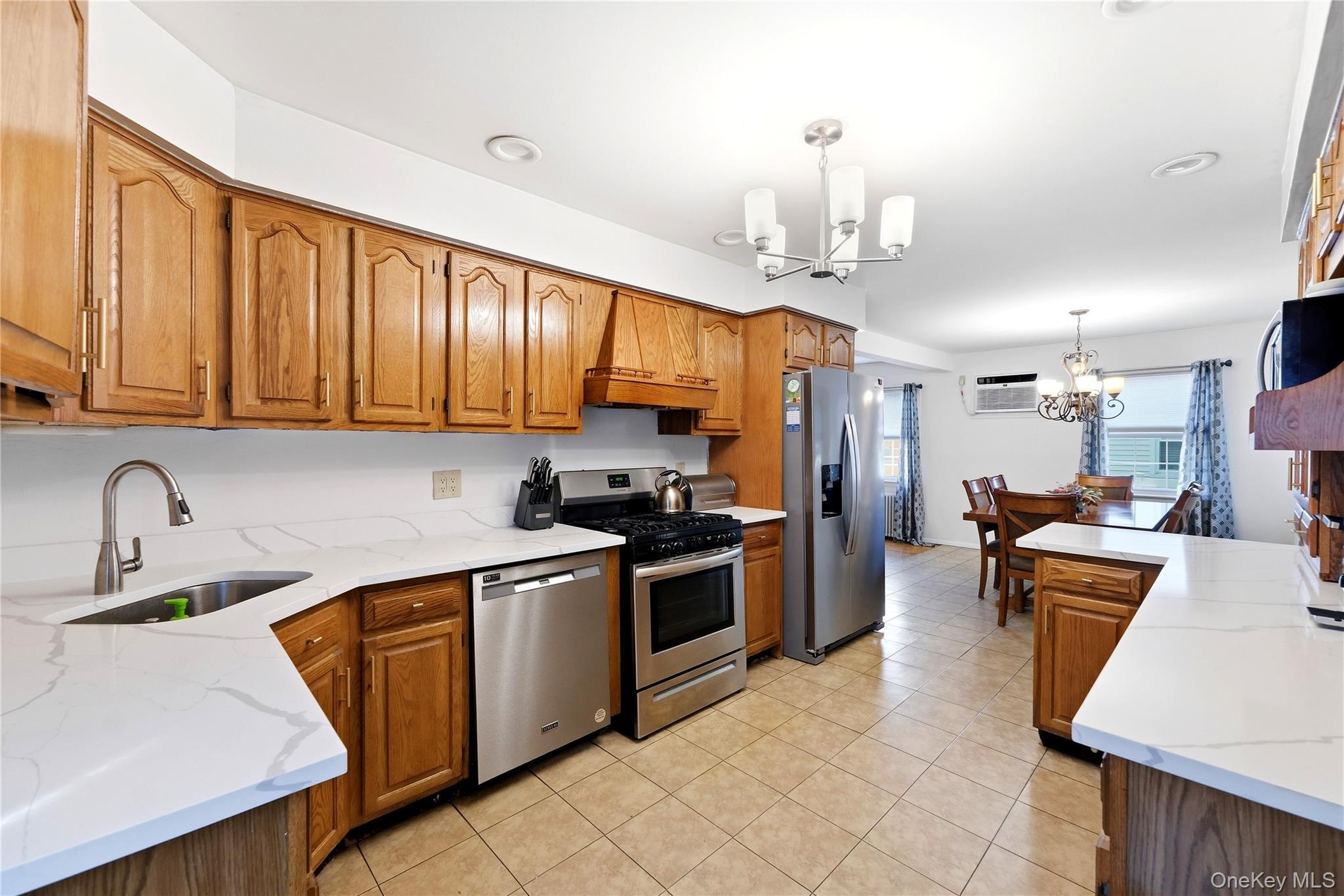 Single Family Stuart Road Nassau County, NY 11581, MLS-1041342-12
