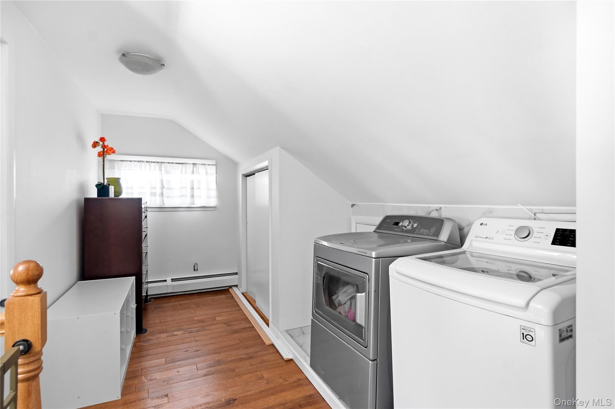 Single Family Stuart Road Nassau County, NY 11581, MLS-1041342-21