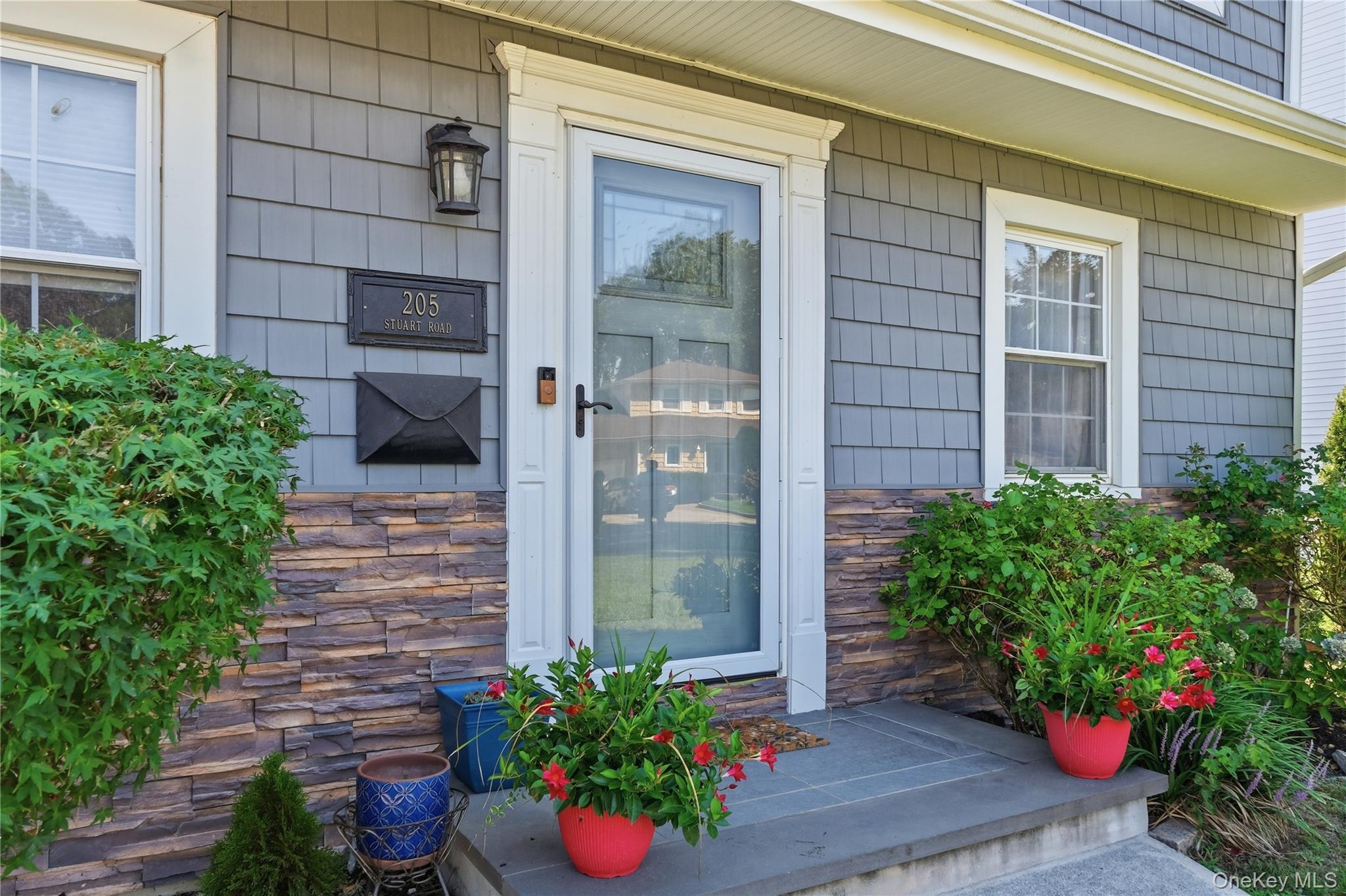 Single Family Stuart Road Nassau County, NY 11581, MLS-1041342-26