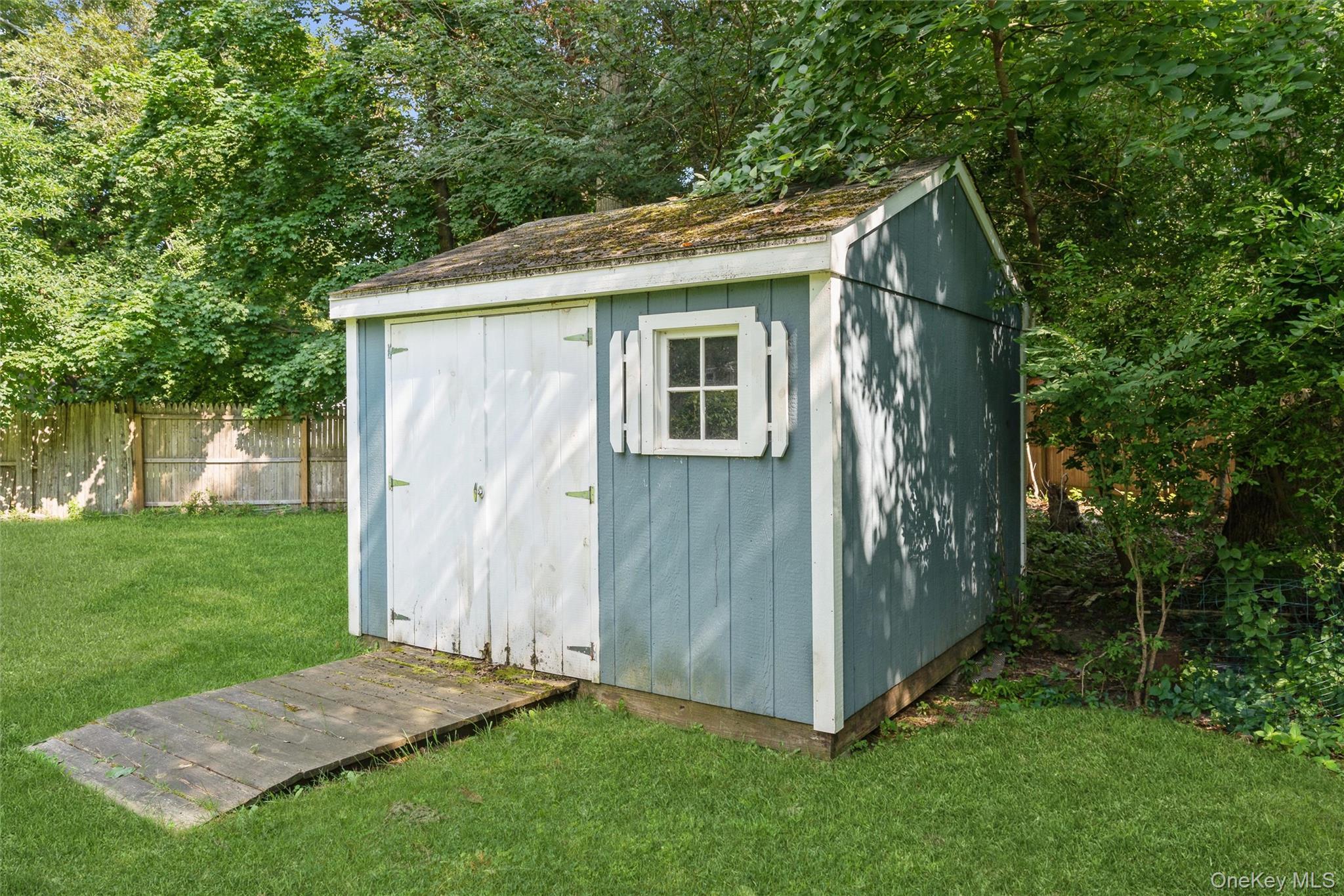 Single Family Cedar Branch Street  Suffolk County, NY 11953, MLS-1041400-23