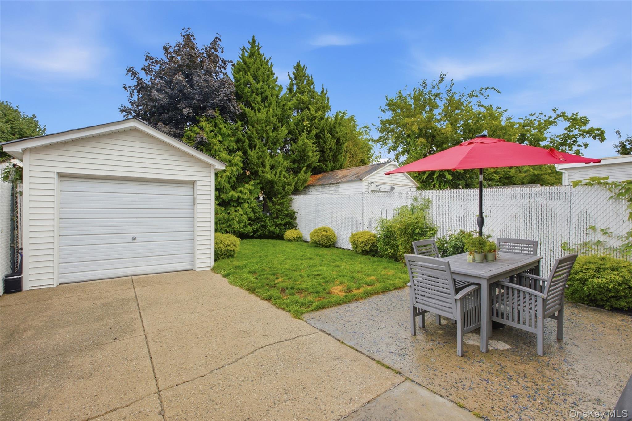 Single Family 133rd Avenue Queens, NY 11417, MLS-1041428-21