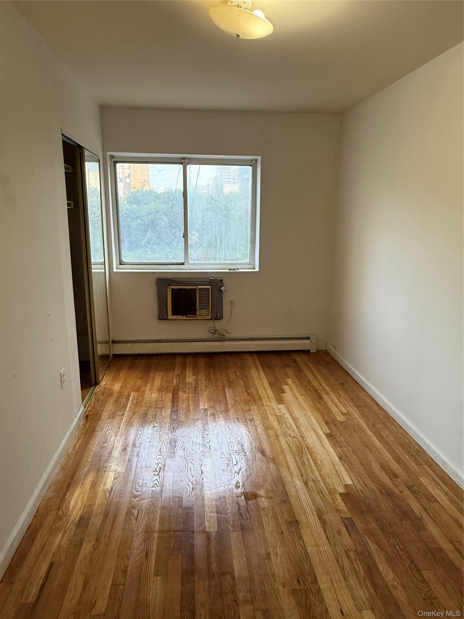 Single Family 35th Avenue  Queens, NY 11354, MLS-1041433-3
