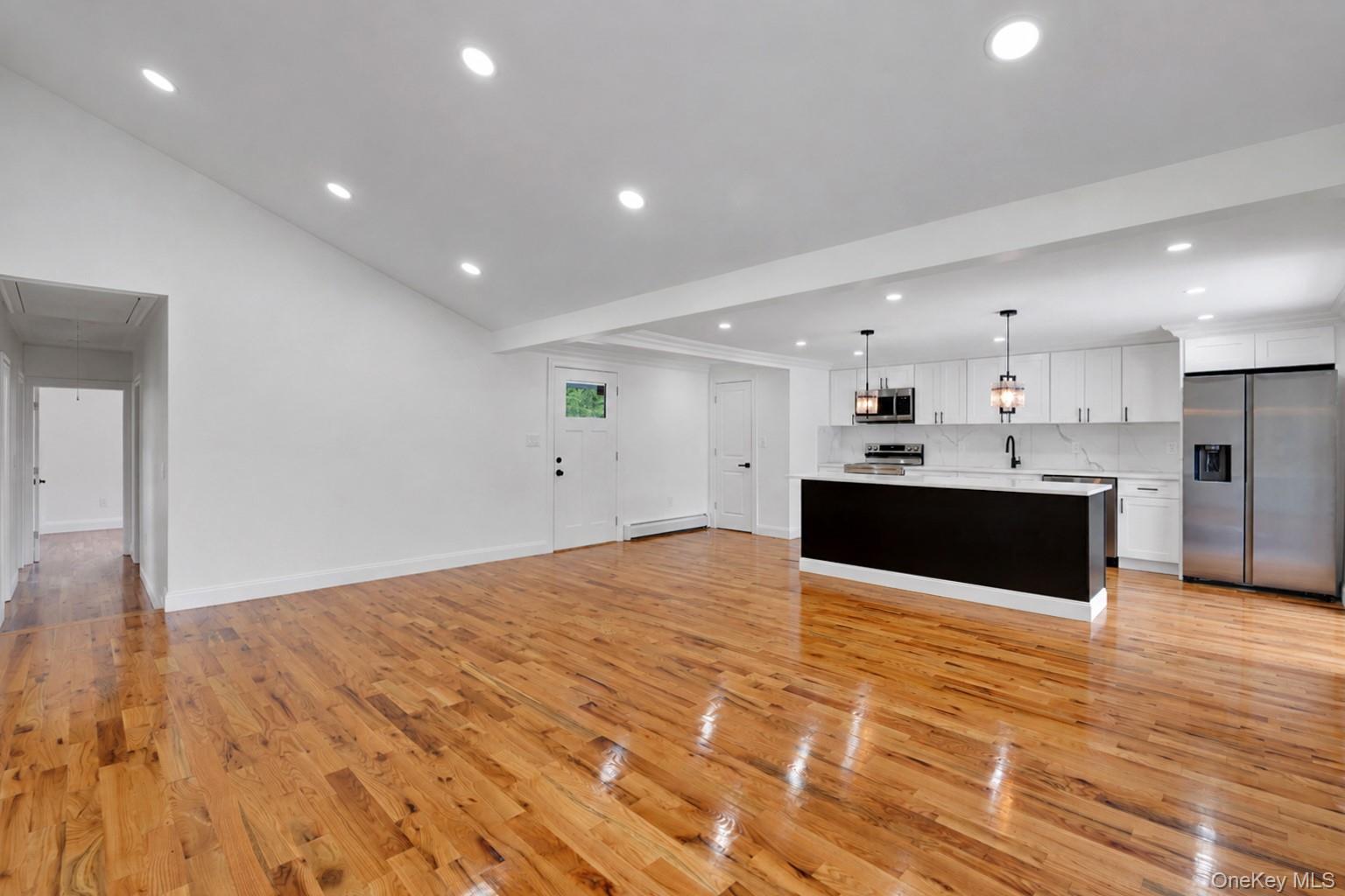 Single Family Martin Court Suffolk County, NY 11727, MLS-1041440-10