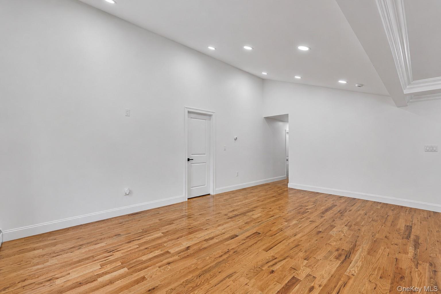 Single Family Martin Court Suffolk County, NY 11727, MLS-1041440-22
