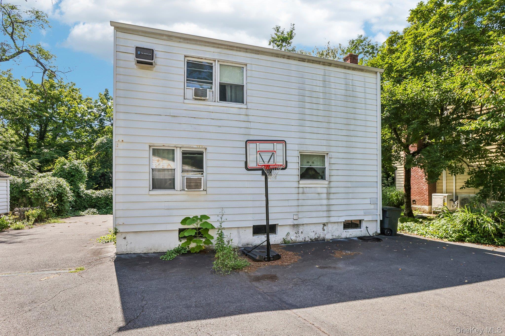Single Family Bryn Mawr Parkway Westchester County, NY 10708, MLS-1041444-21