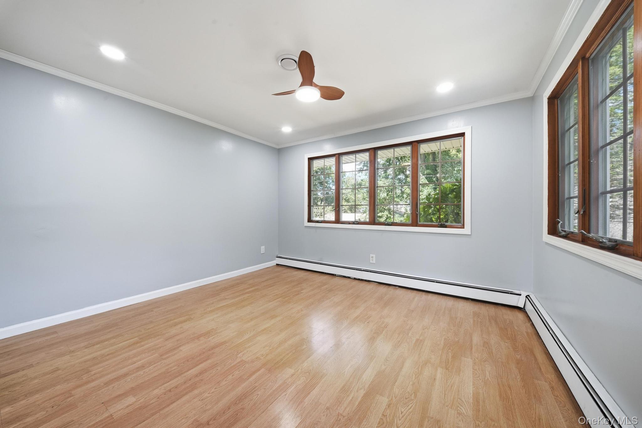 Single Family Dee  Suffolk County, NY 11746, MLS-1041457-26