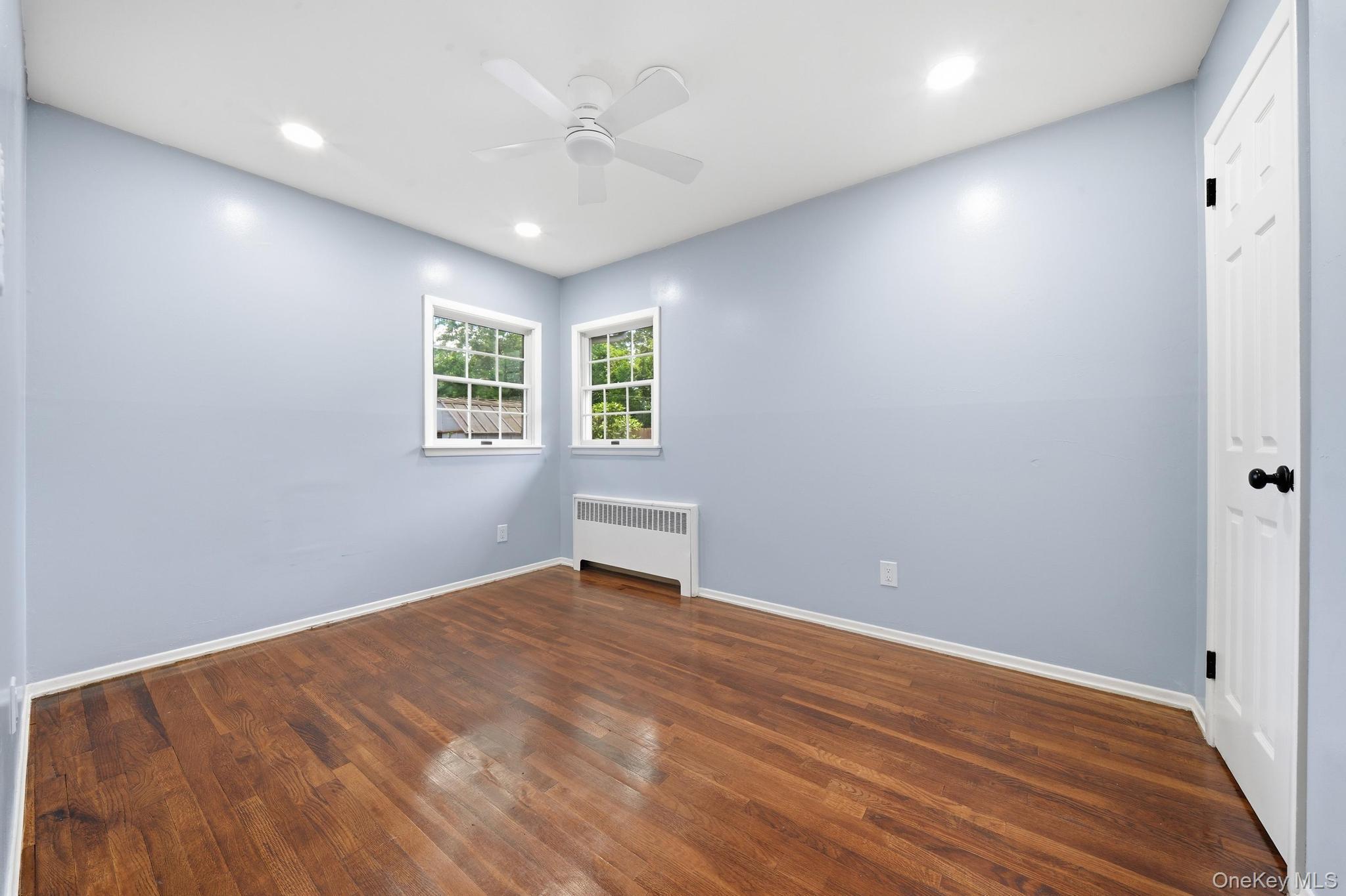 Single Family Dee  Suffolk County, NY 11746, MLS-1041457-34