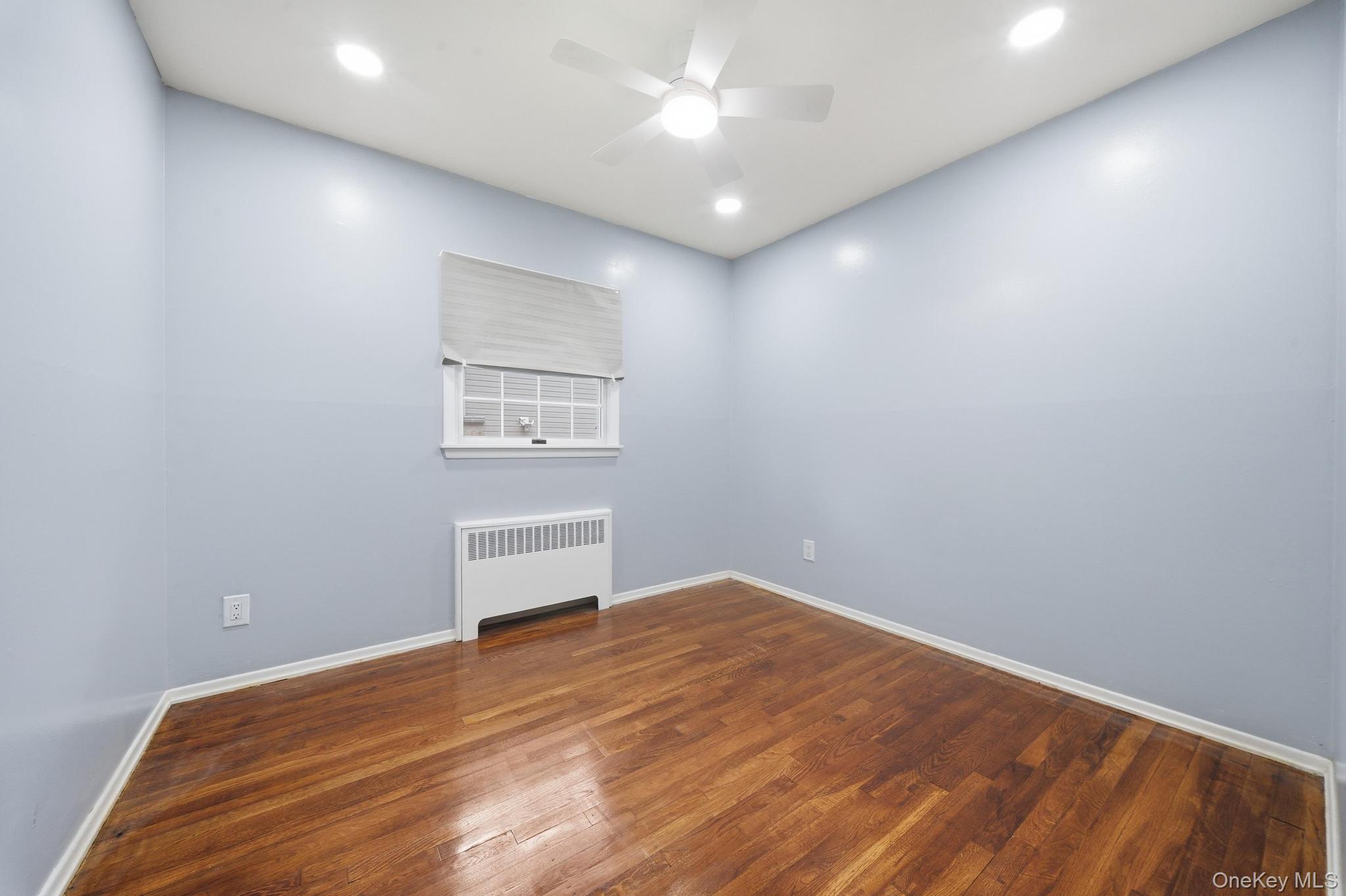 Single Family Dee  Suffolk County, NY 11746, MLS-1041457-36