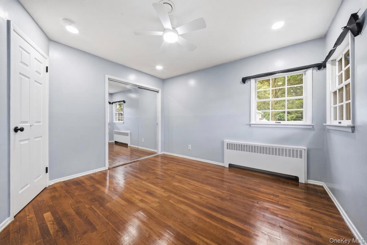 Single Family Dee  Suffolk County, NY 11746, MLS-1041457-45