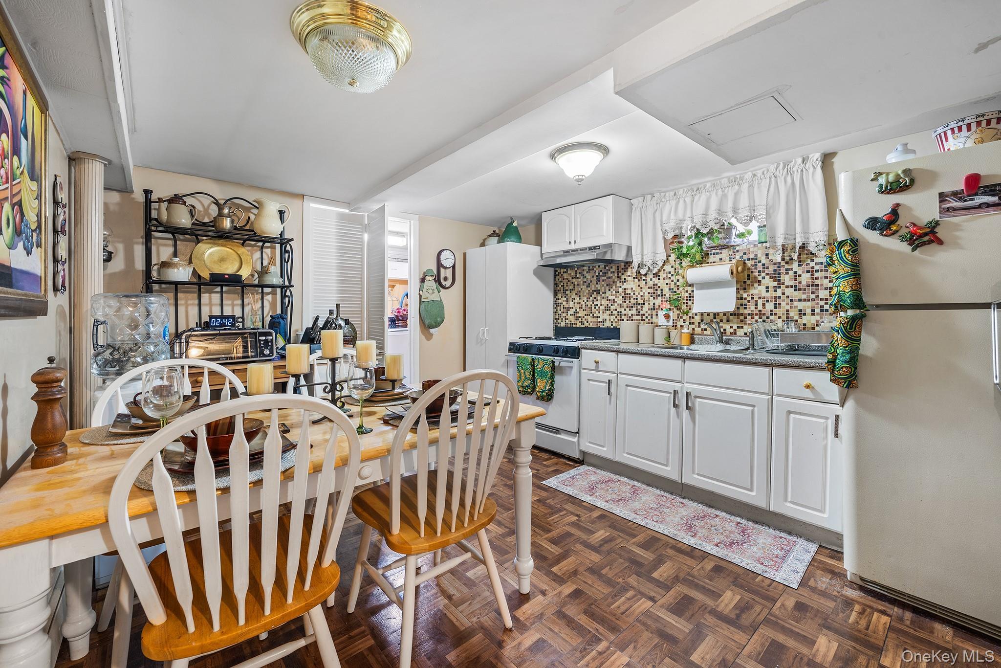 Single Family Belmont Boulevard Nassau County, NY 11003, MLS-1041460-17