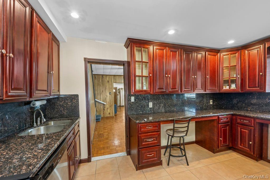 Single Family E 96th Street  Brooklyn, NY 11236, MLS-1041465-10