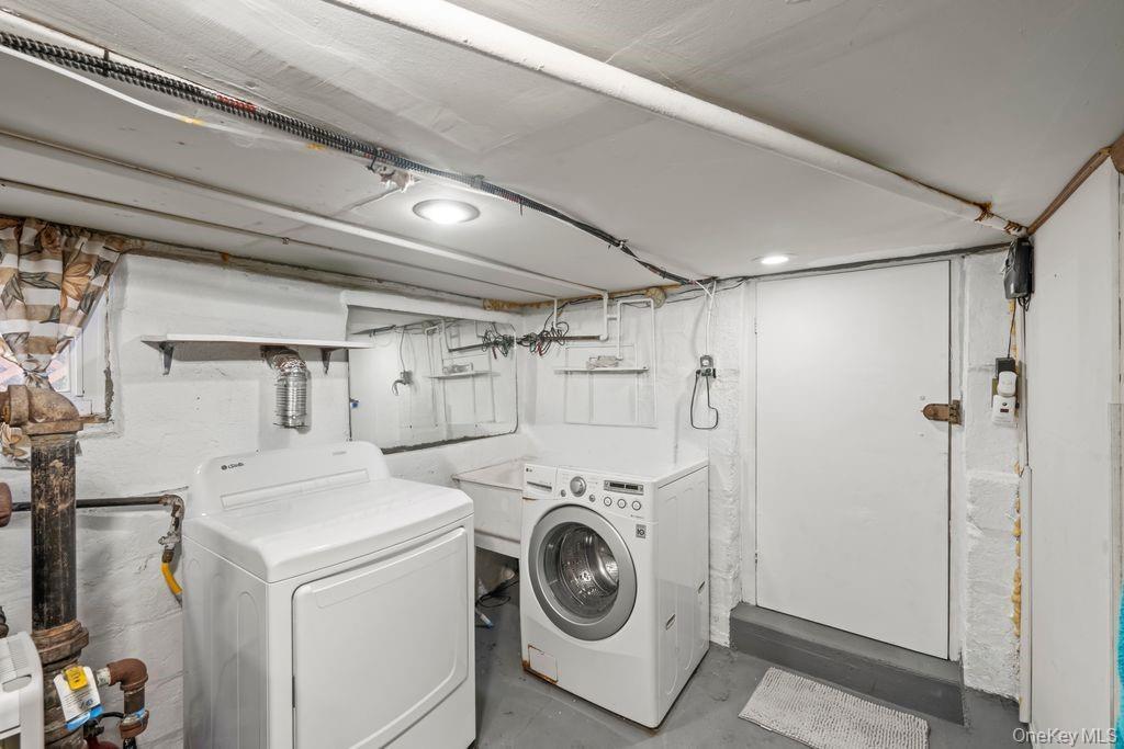 Single Family E 96th Street  Brooklyn, NY 11236, MLS-1041465-23