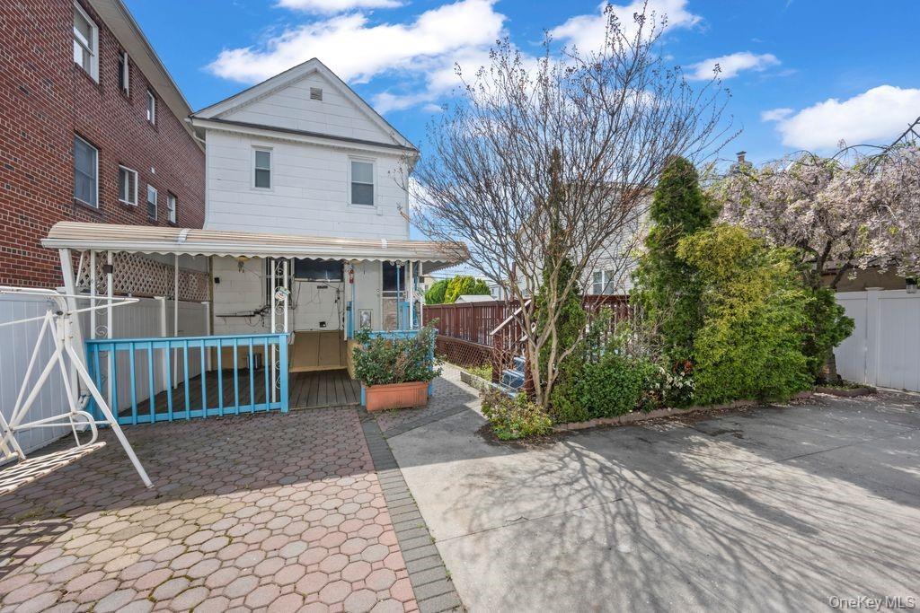 Single Family E 96th Street  Brooklyn, NY 11236, MLS-1041465-28