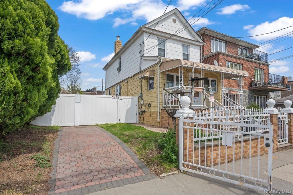 Single Family E 96th Street  Brooklyn, NY 11236, MLS-1041465-4