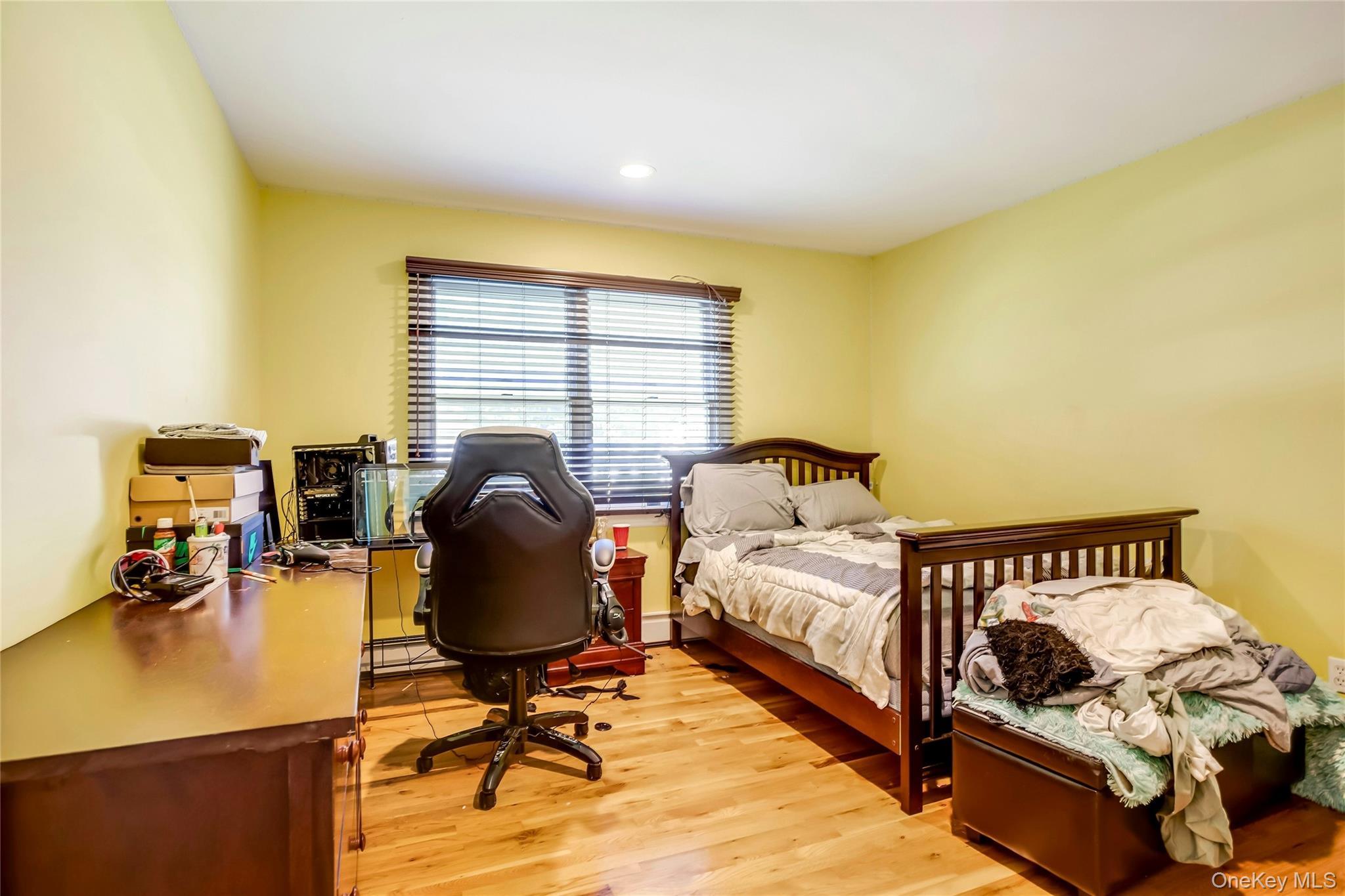Single Family Raphael Boulevard Suffolk County, NY 11767, MLS-1041490-17