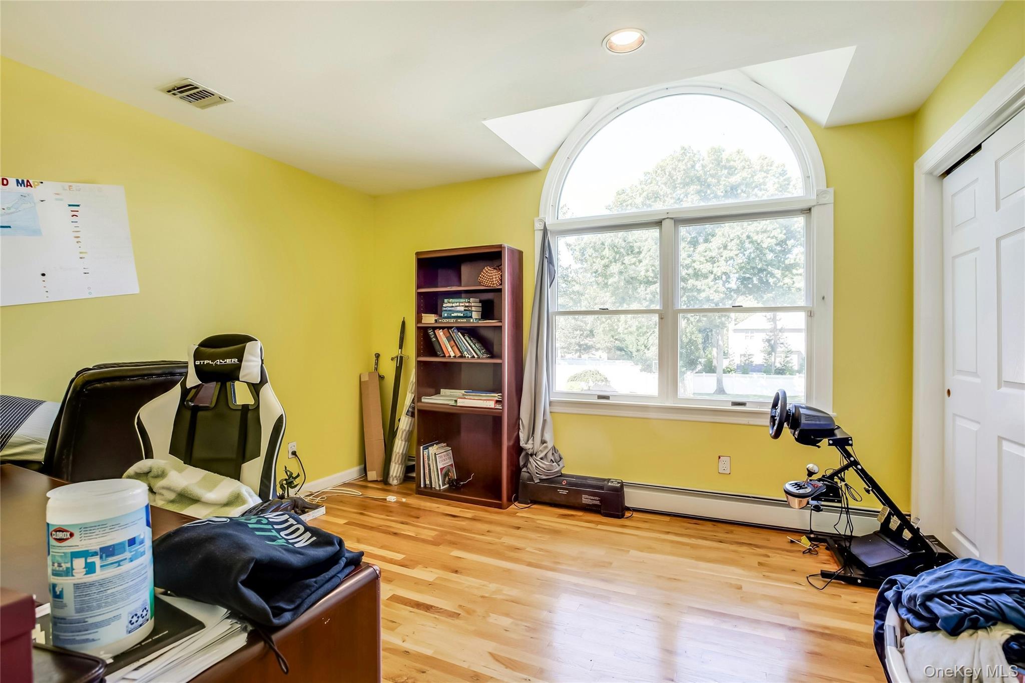 Single Family Raphael Boulevard Suffolk County, NY 11767, MLS-1041490-18