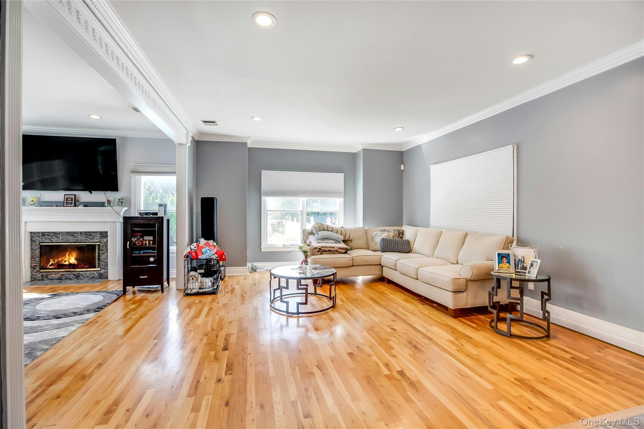Single Family Raphael Boulevard Suffolk County, NY 11767, MLS-1041490-5